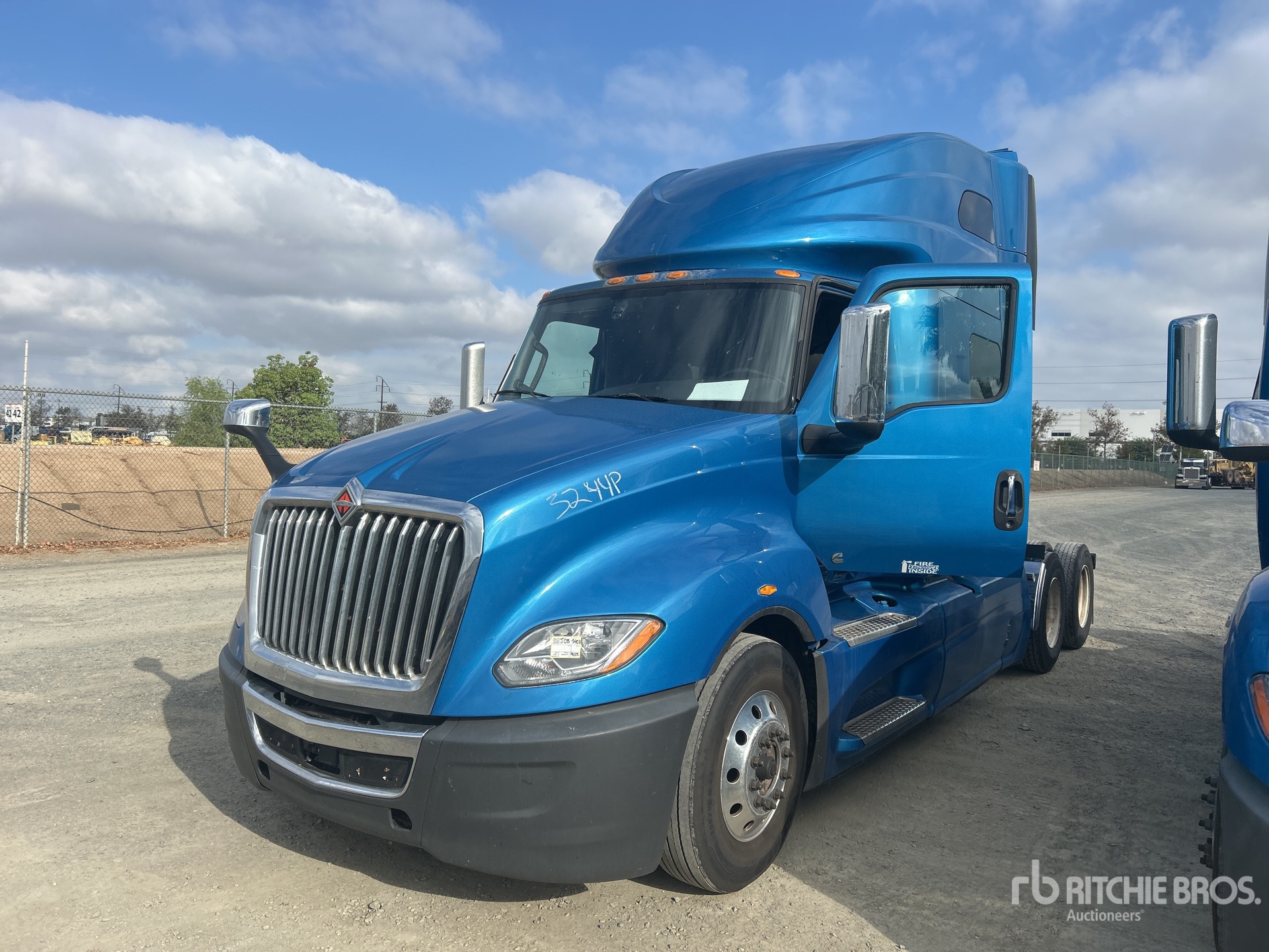 2021 International LT625