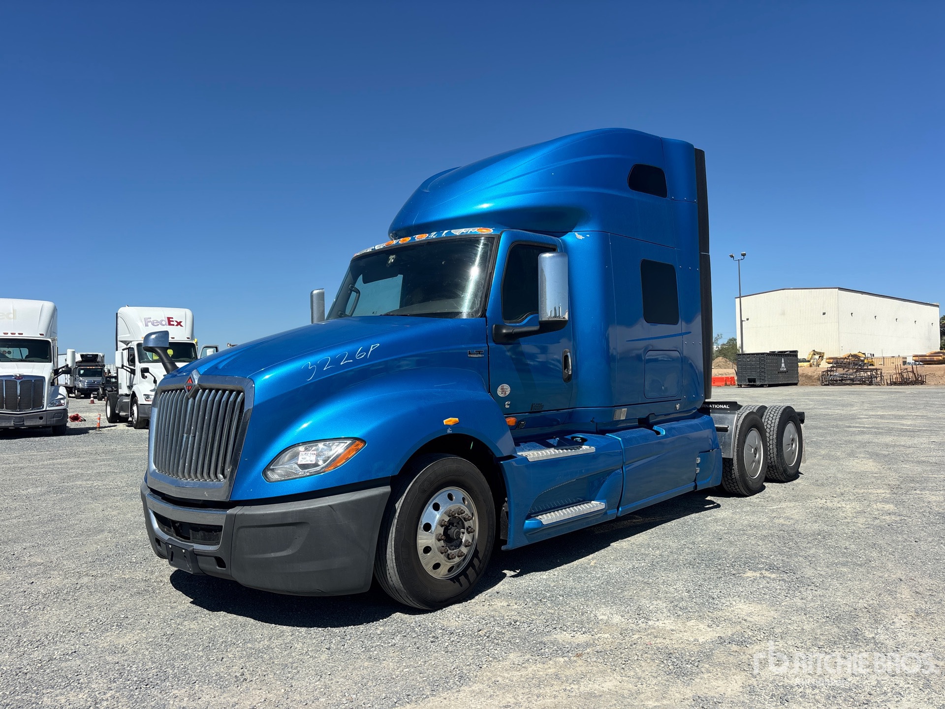 2021 International LT625
