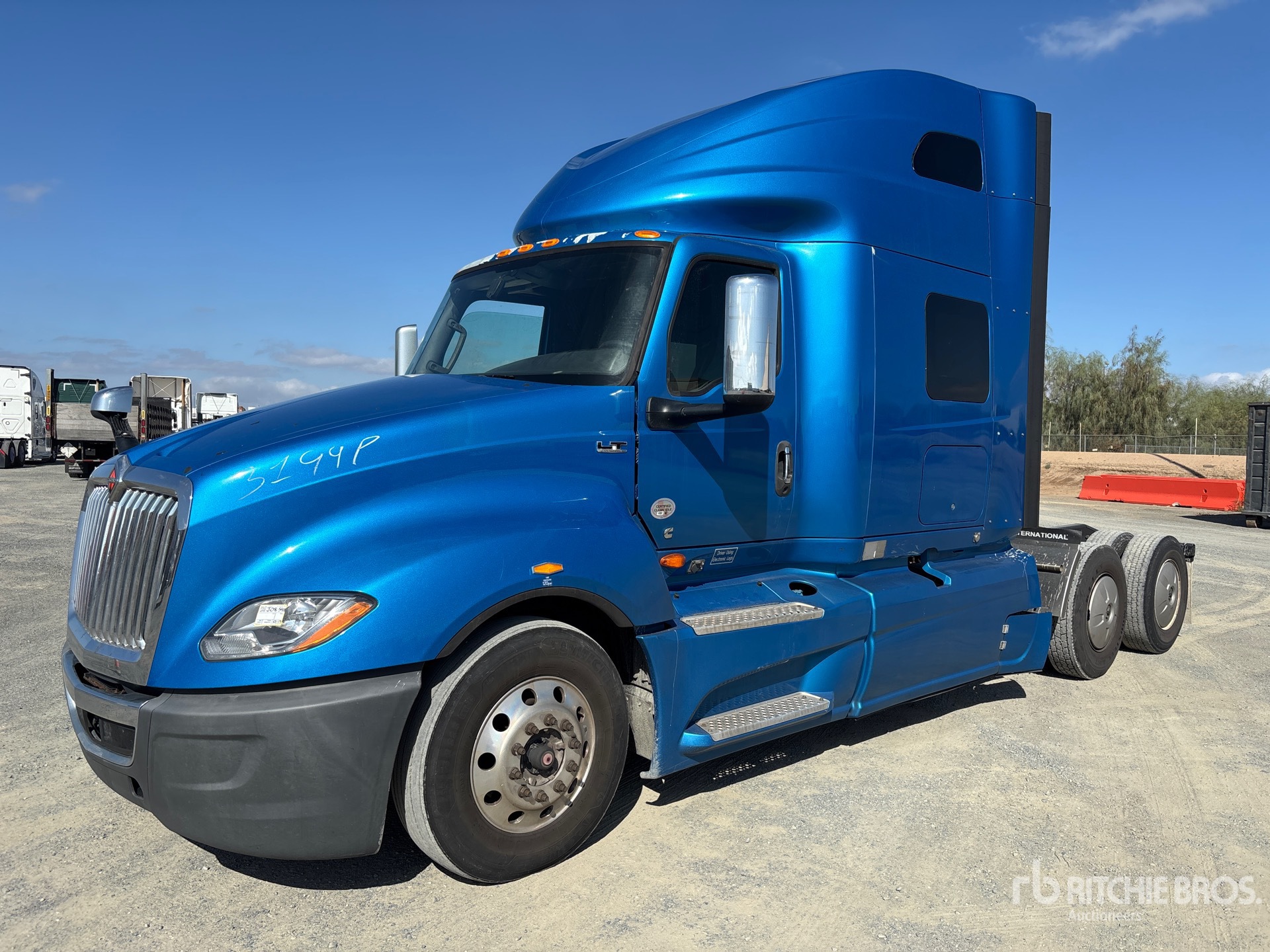 2021 International LT625