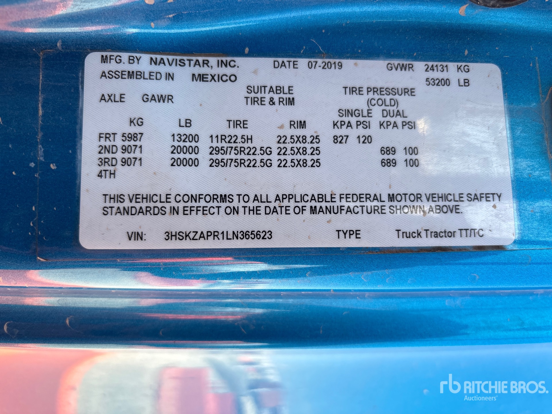 2020 International LT625