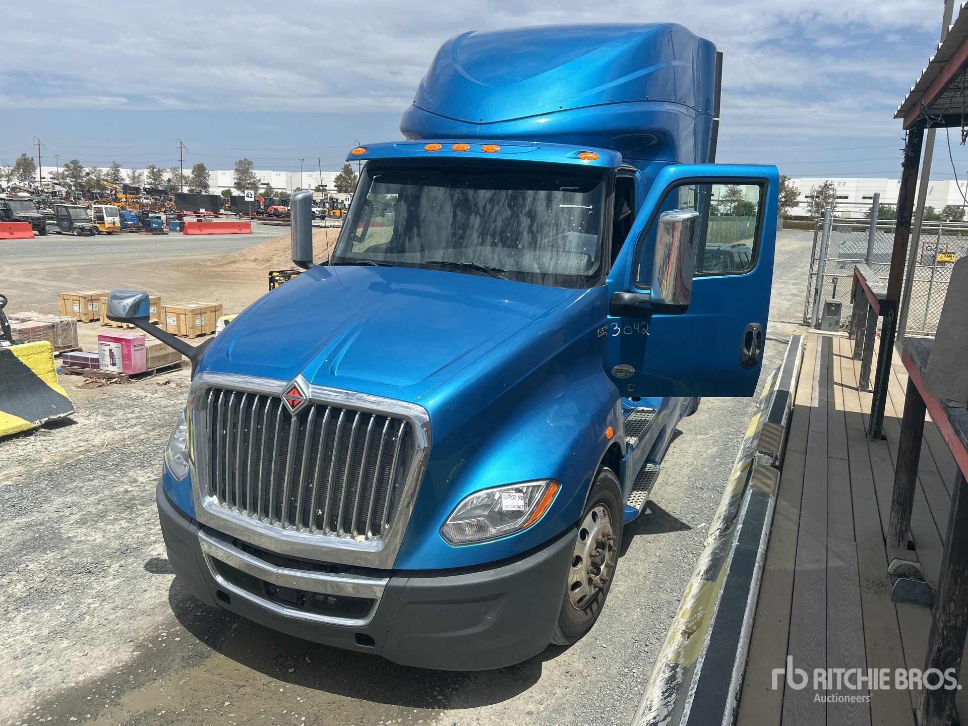 2020 International LT625