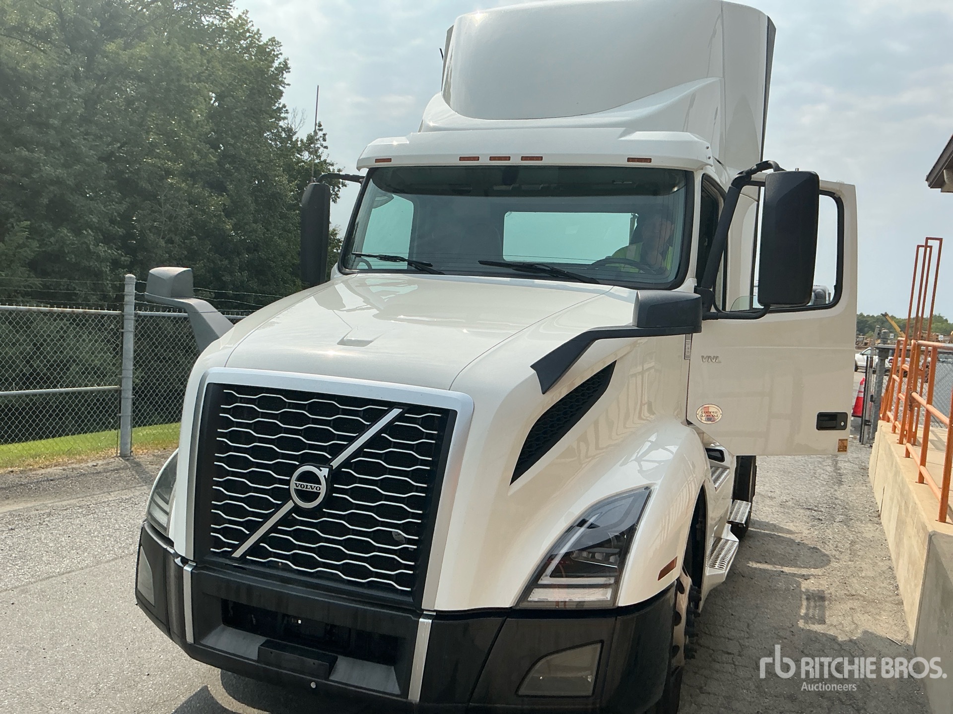 2019 Volvo VNL