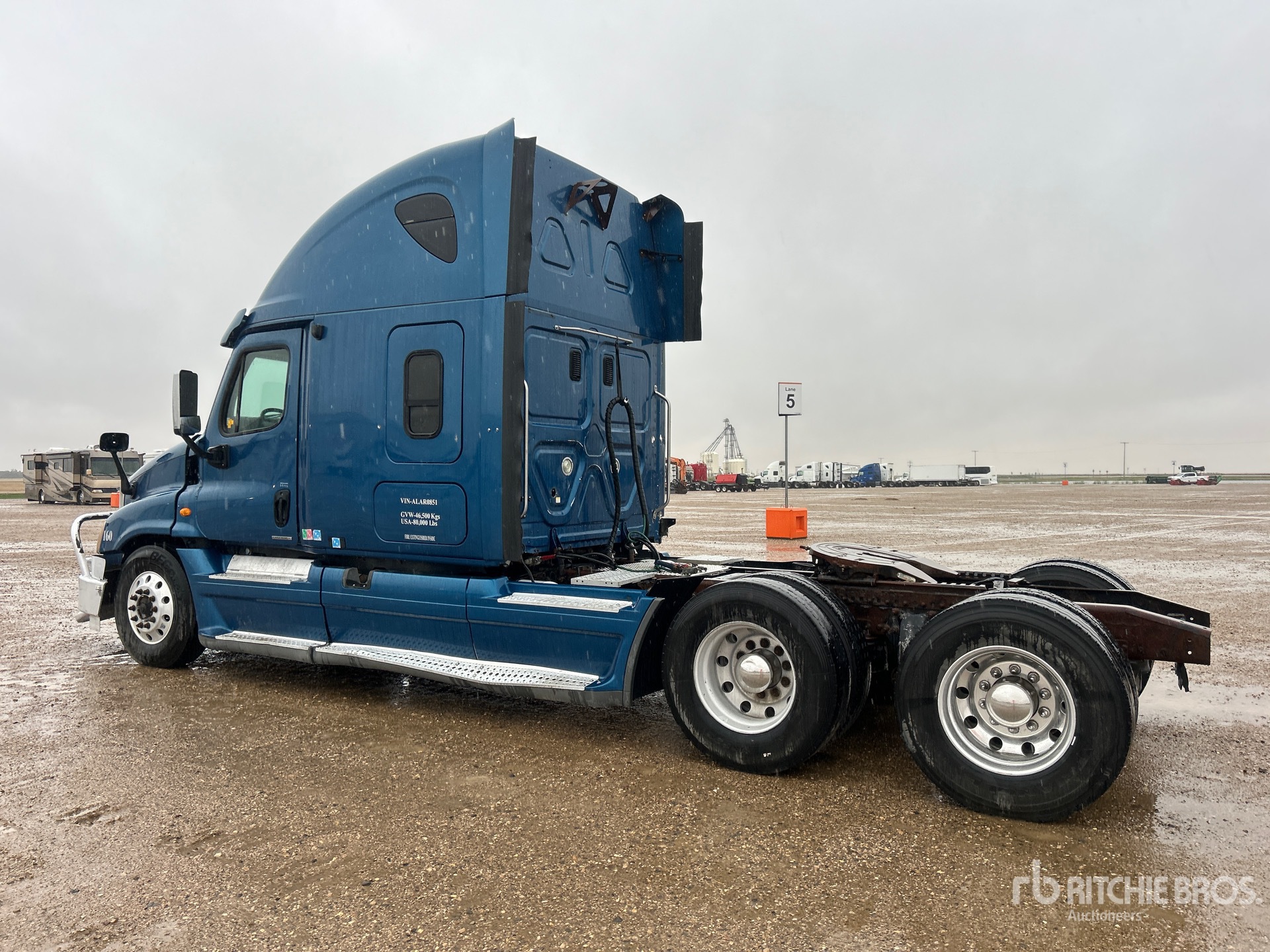2010 Freightliner CASCADIA 125