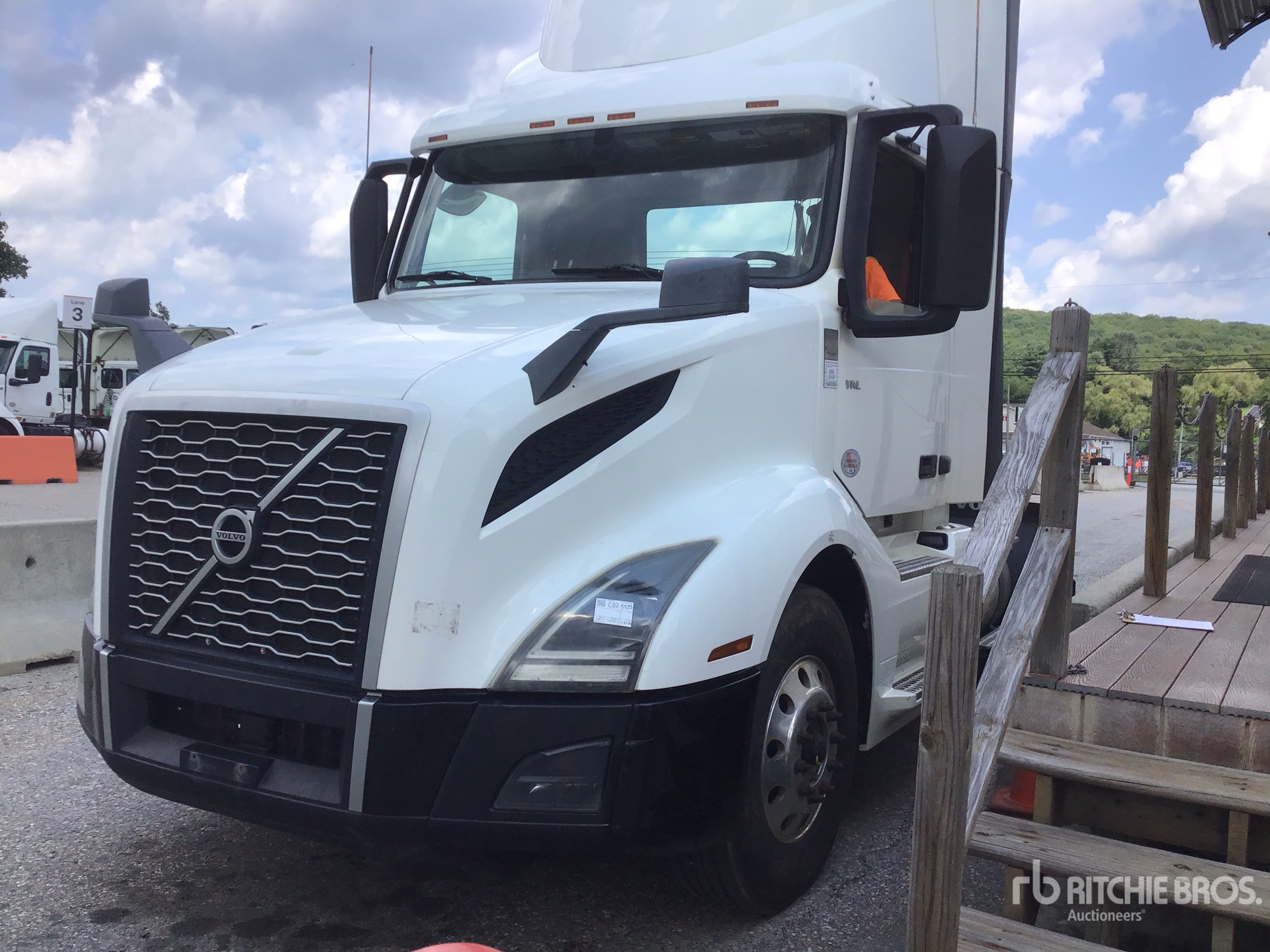 2019 Volvo VNL
