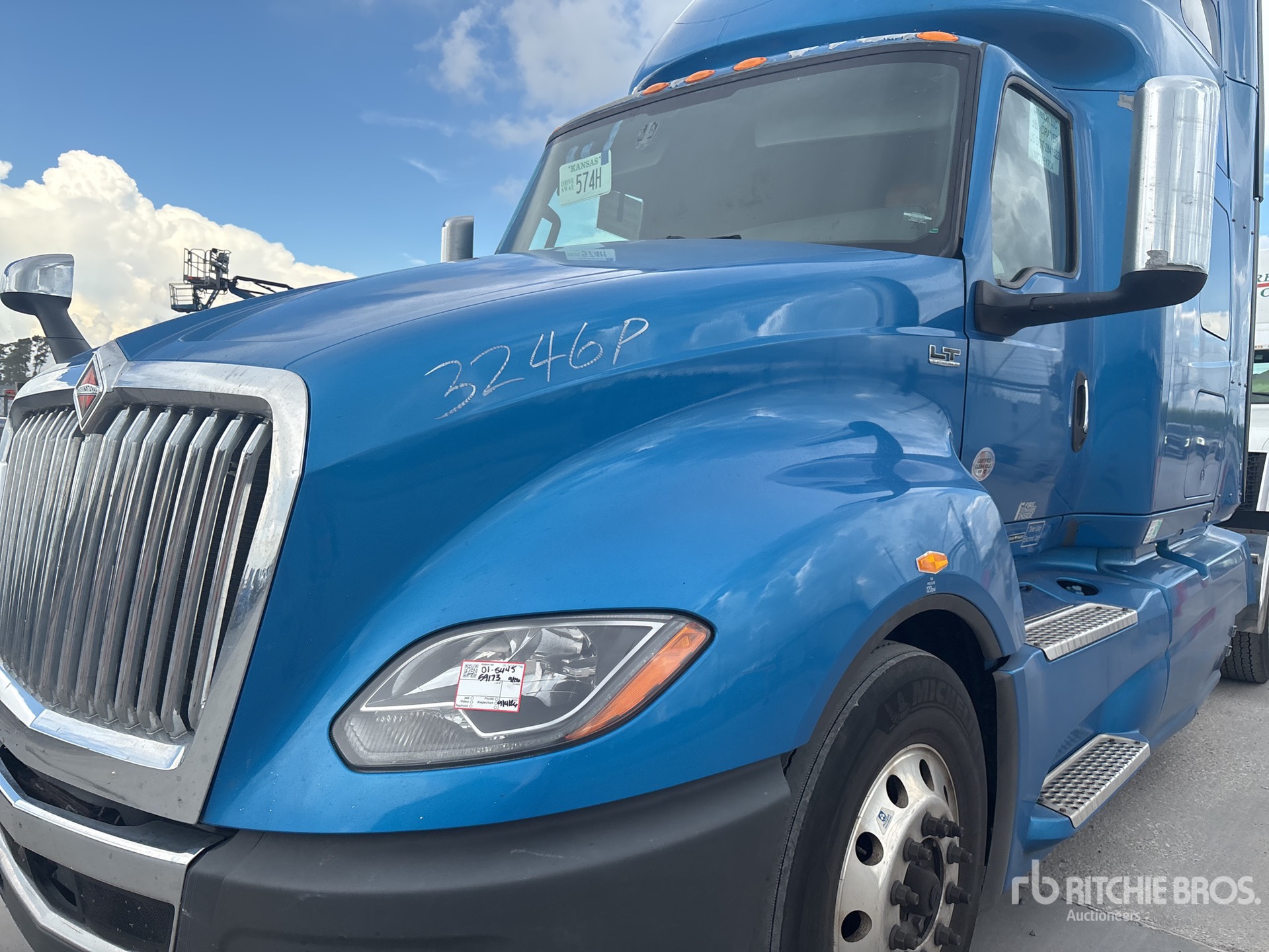 2021 International LT625