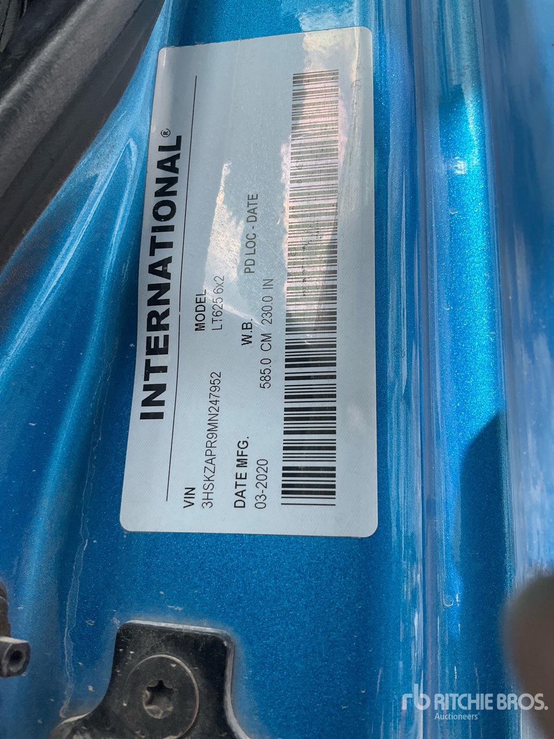 2021 International LT625