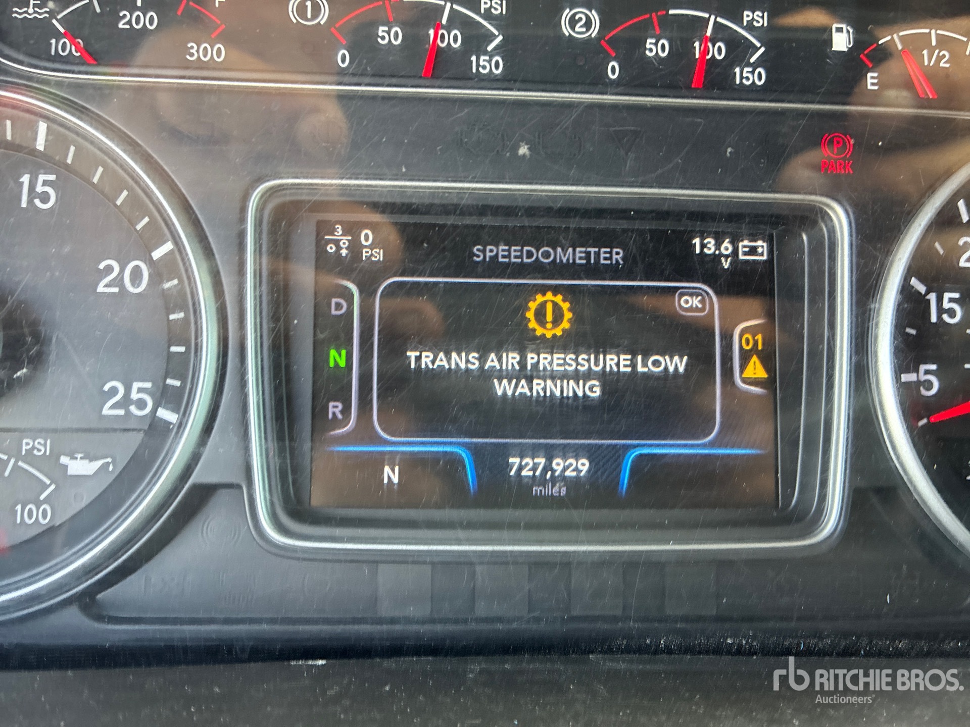2021 International LT625