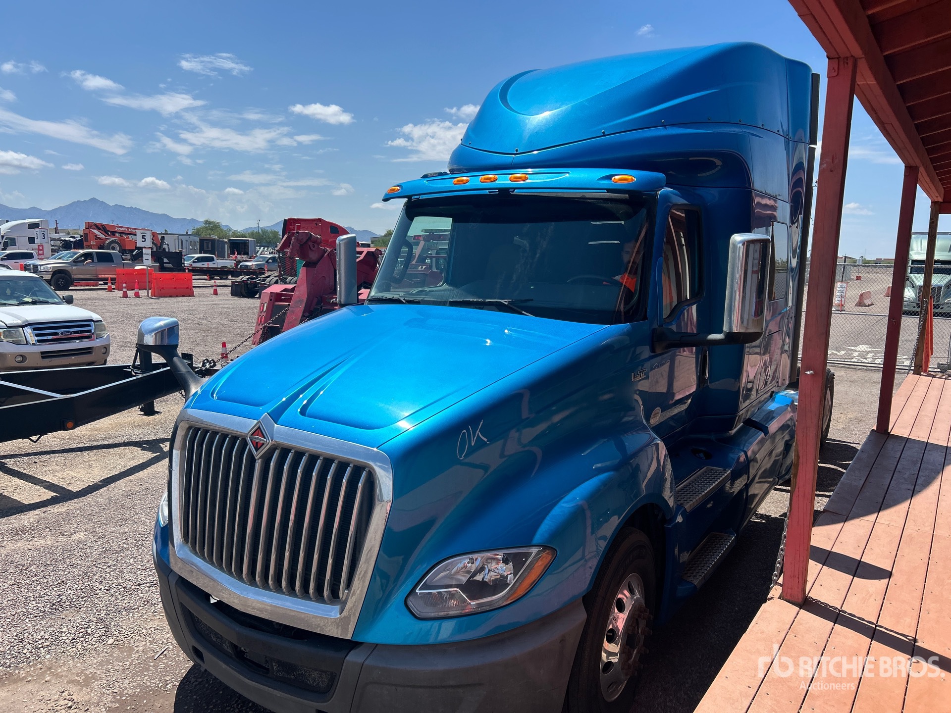 Photo of 2020 International LT625