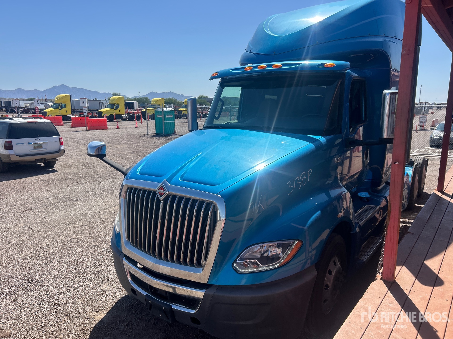 Photo of 2020 International LT625