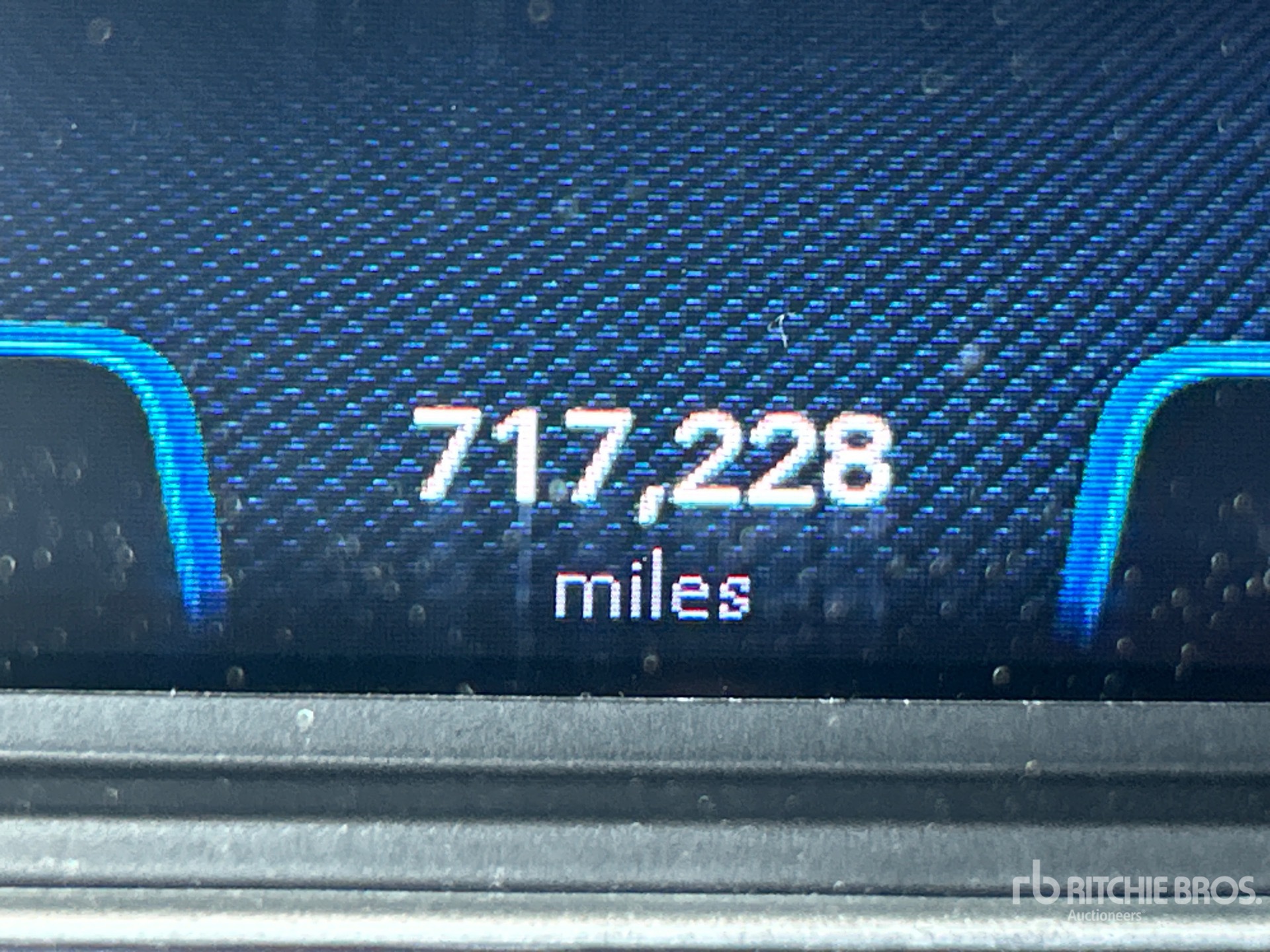 2020 International LT625