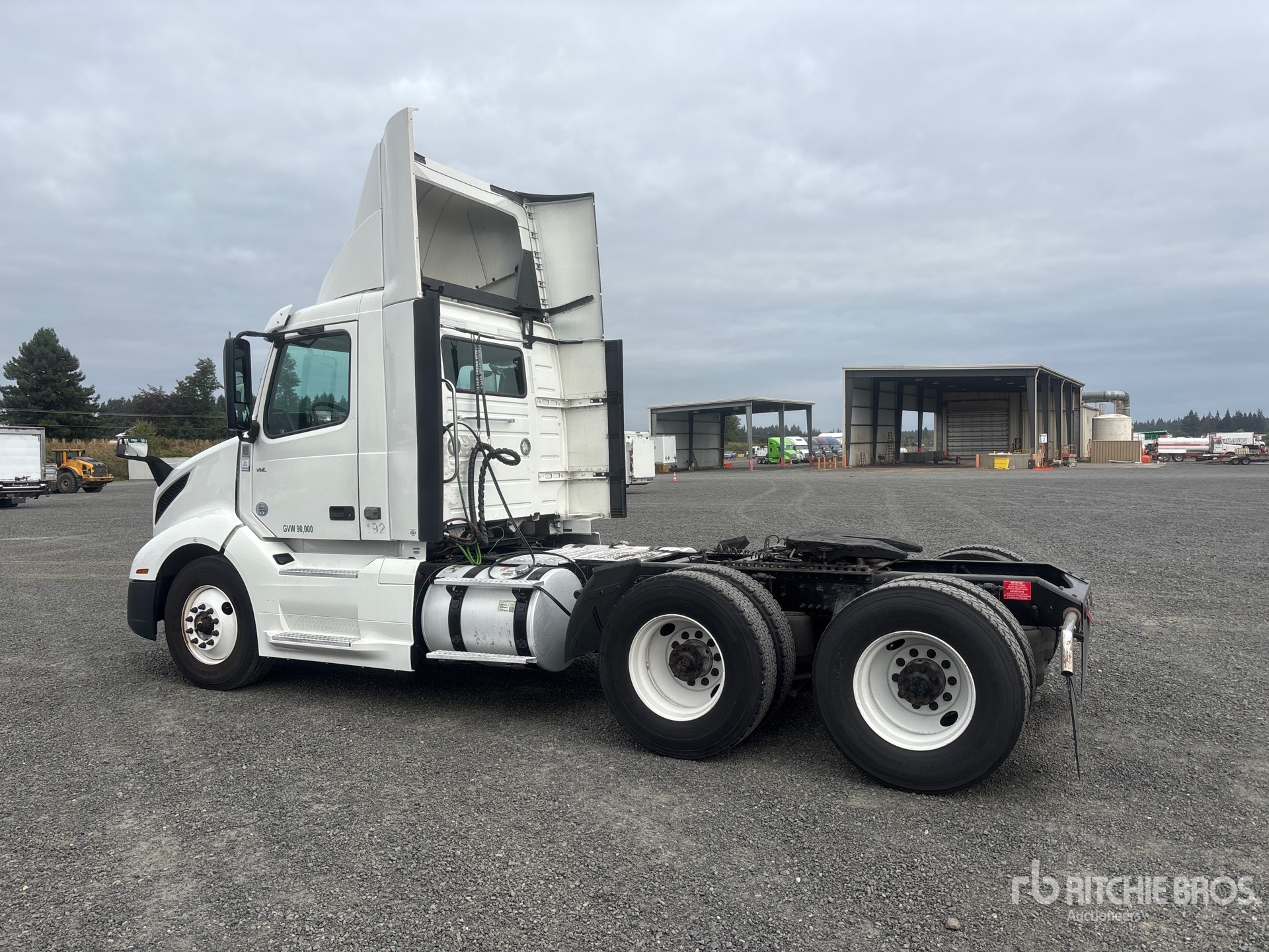 2019 Volvo VNL300
