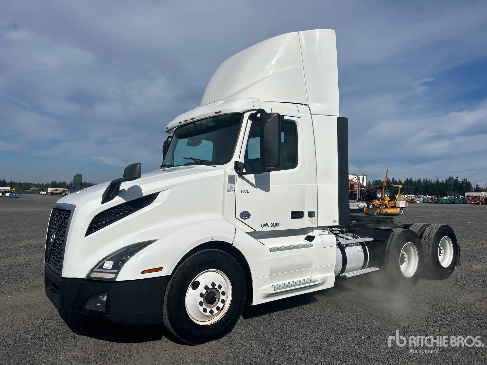 2019 Volvo VNL300