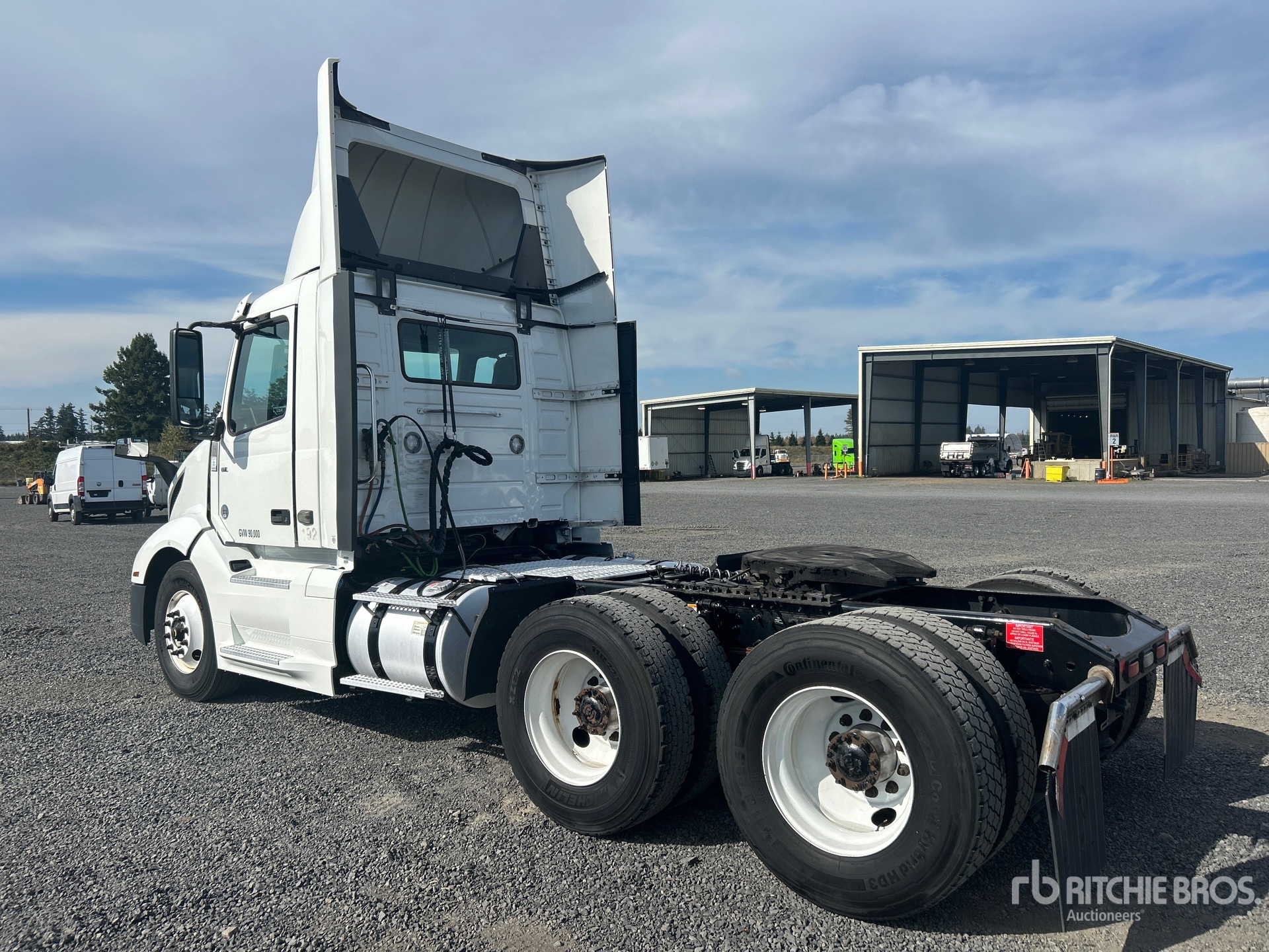 2019 Volvo VNL300