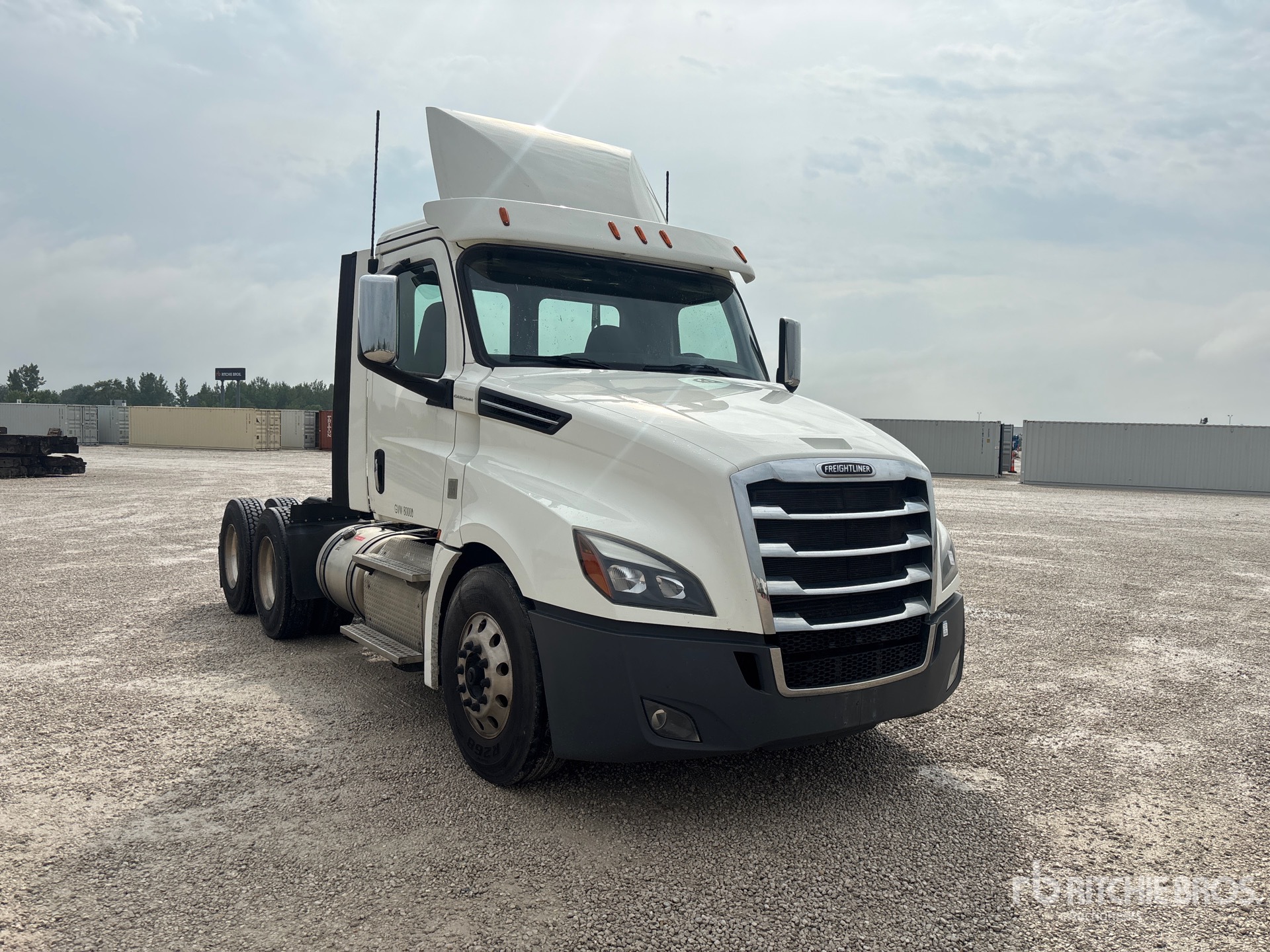 2019 Freightliner CASCADIA 126