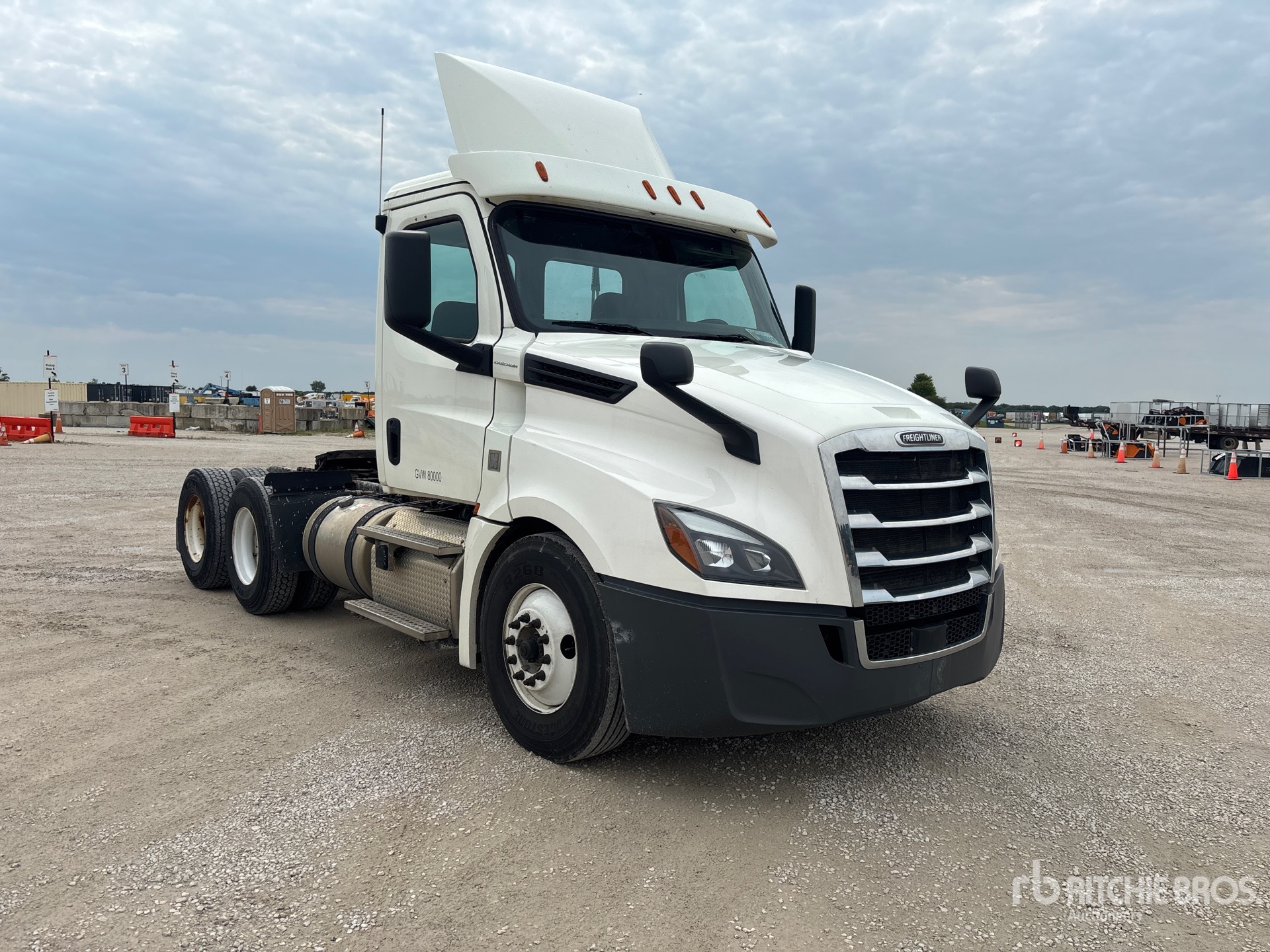 2019 Freightliner CASCADIA 126