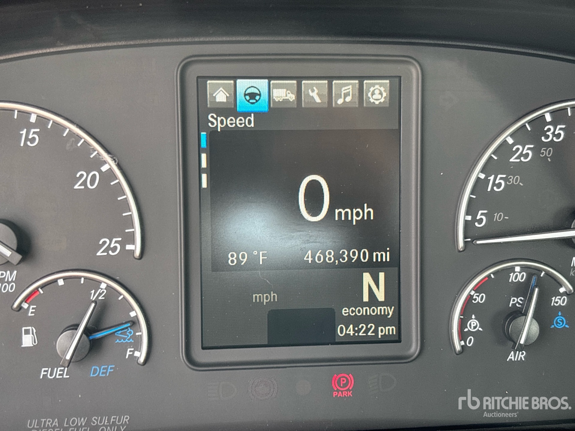 2019 Freightliner CASCADIA 126