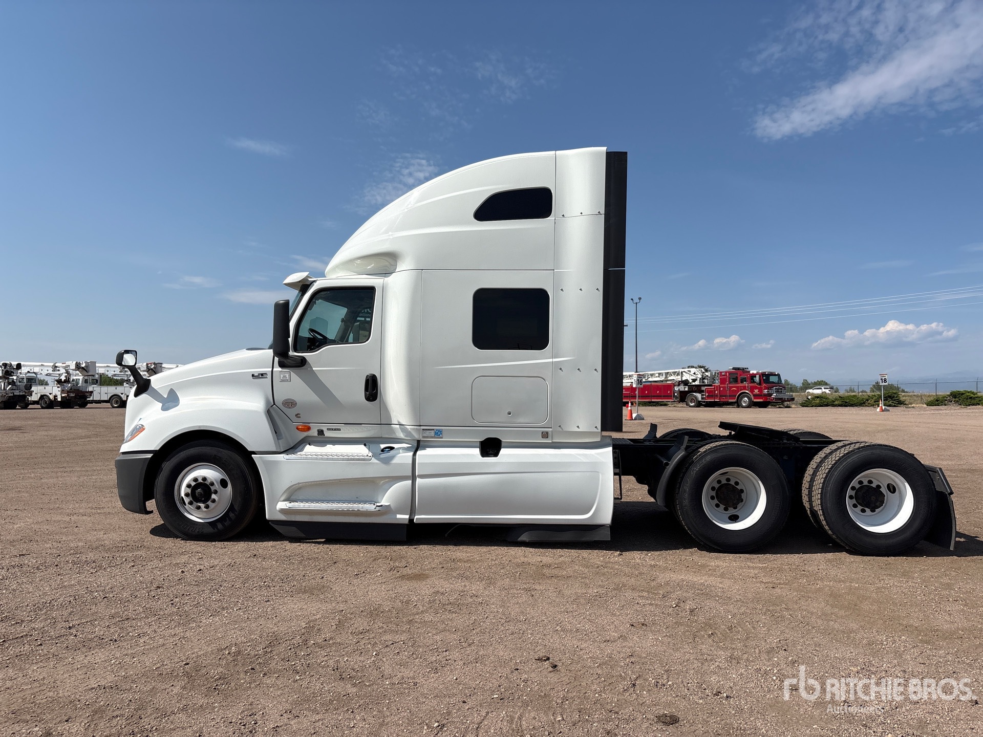 2022 International LT625