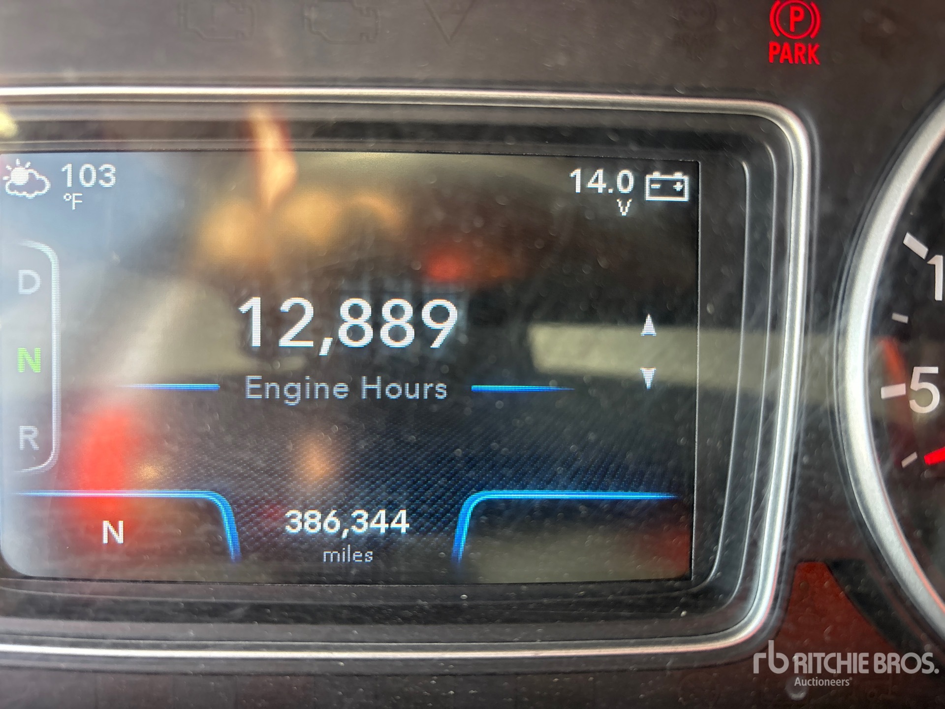2022 International LT625