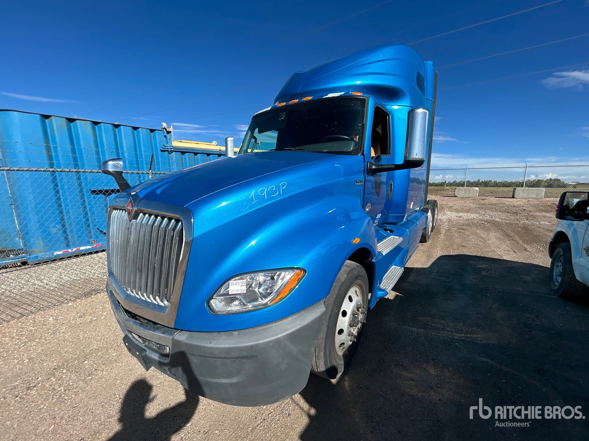 2021 International LT625