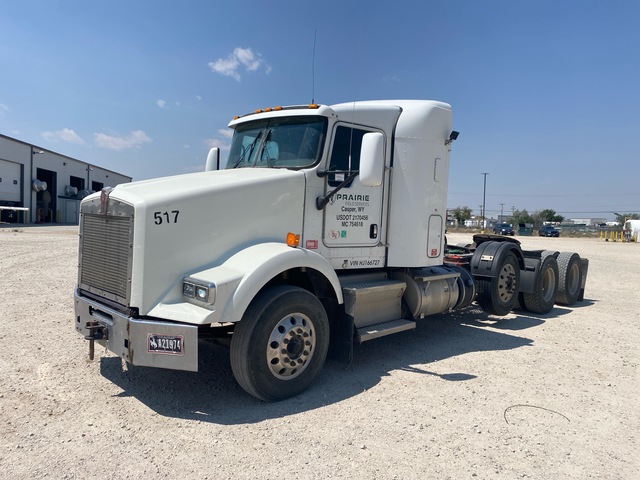 2017 Kenworth T800 8x4 Tri/A Sleeper Truck Tractor