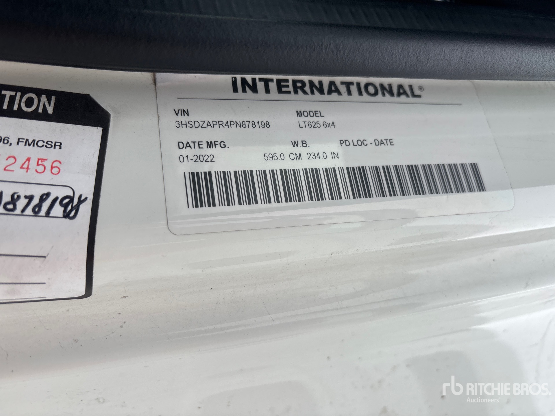 2023 International LT625
