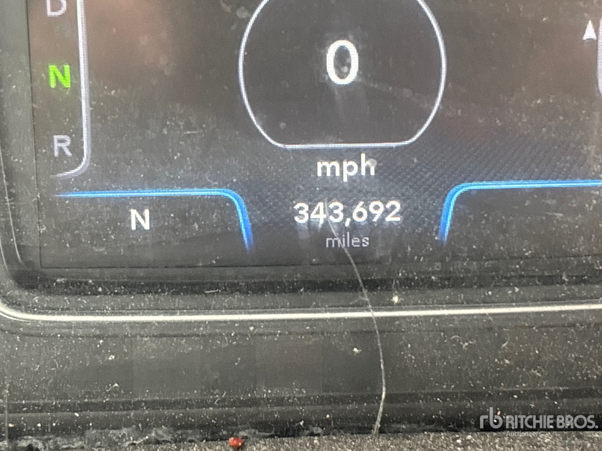 2023 International LT625
