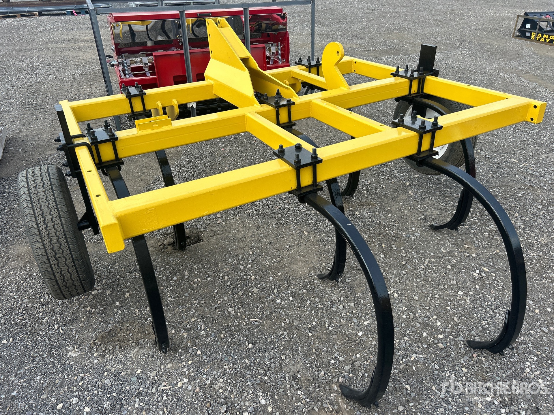 Landoll 82 in 3-Point