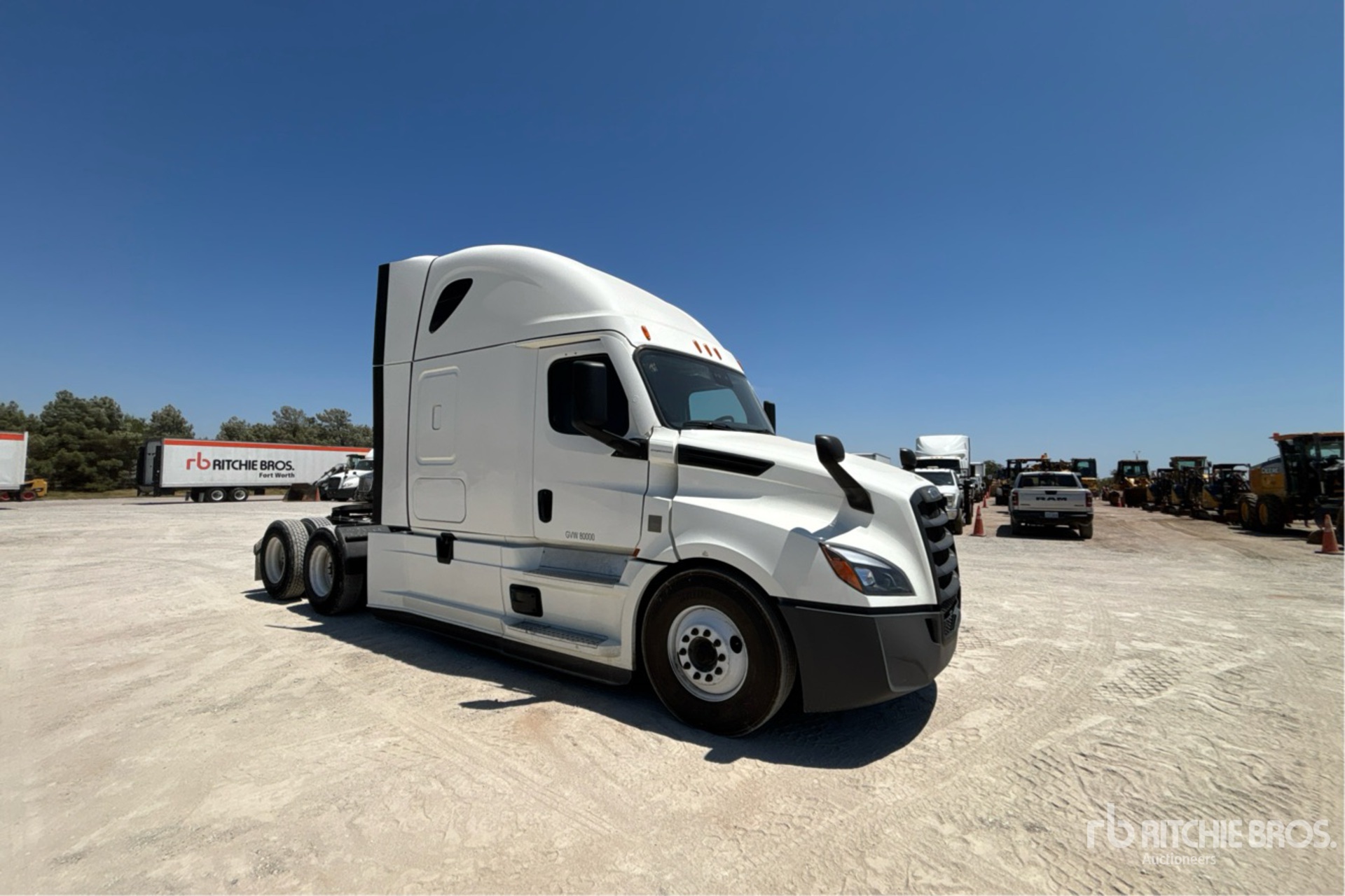 2021 Freightliner CASCADIA 126