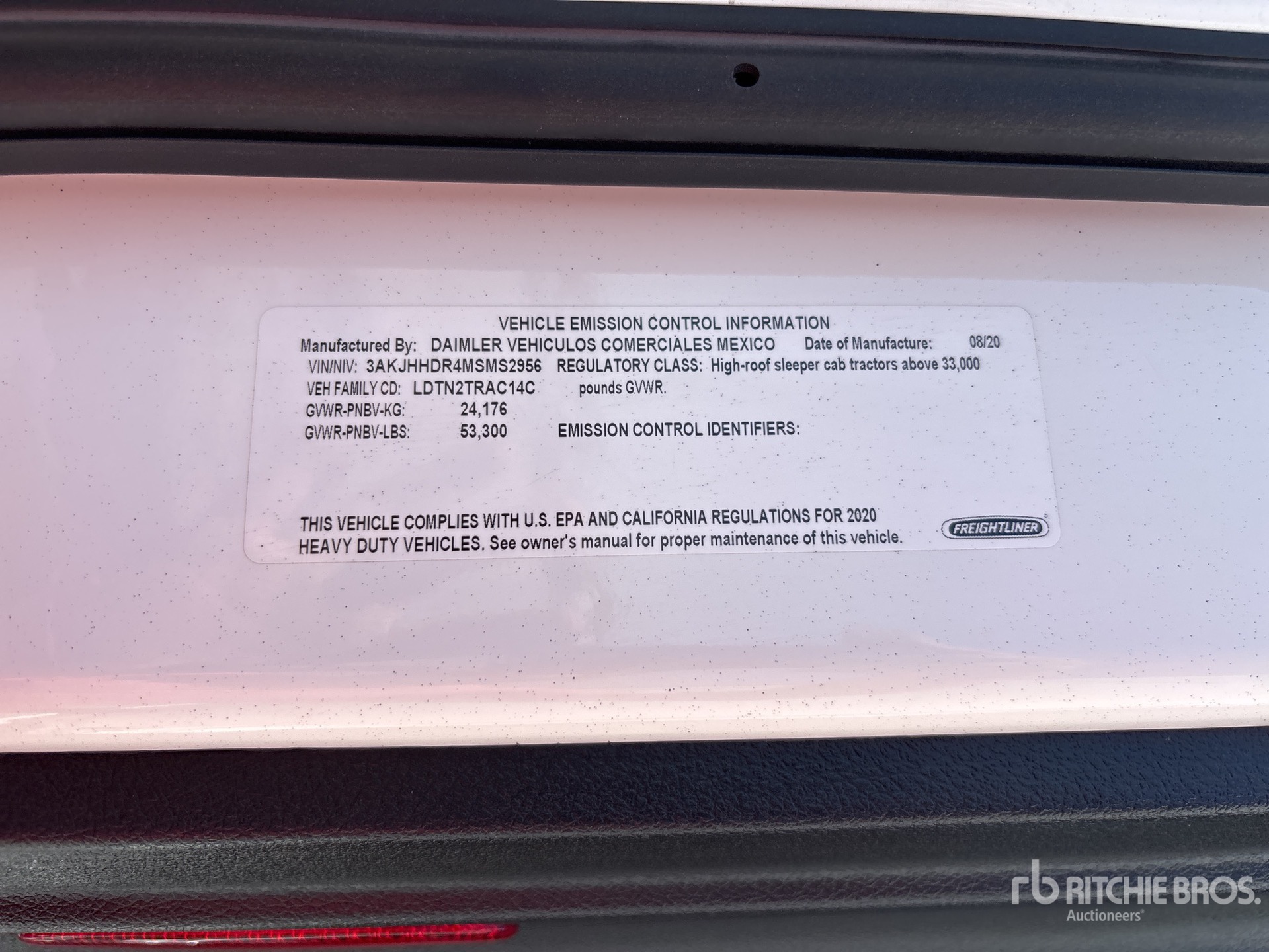 2021 Freightliner CASCADIA 126
