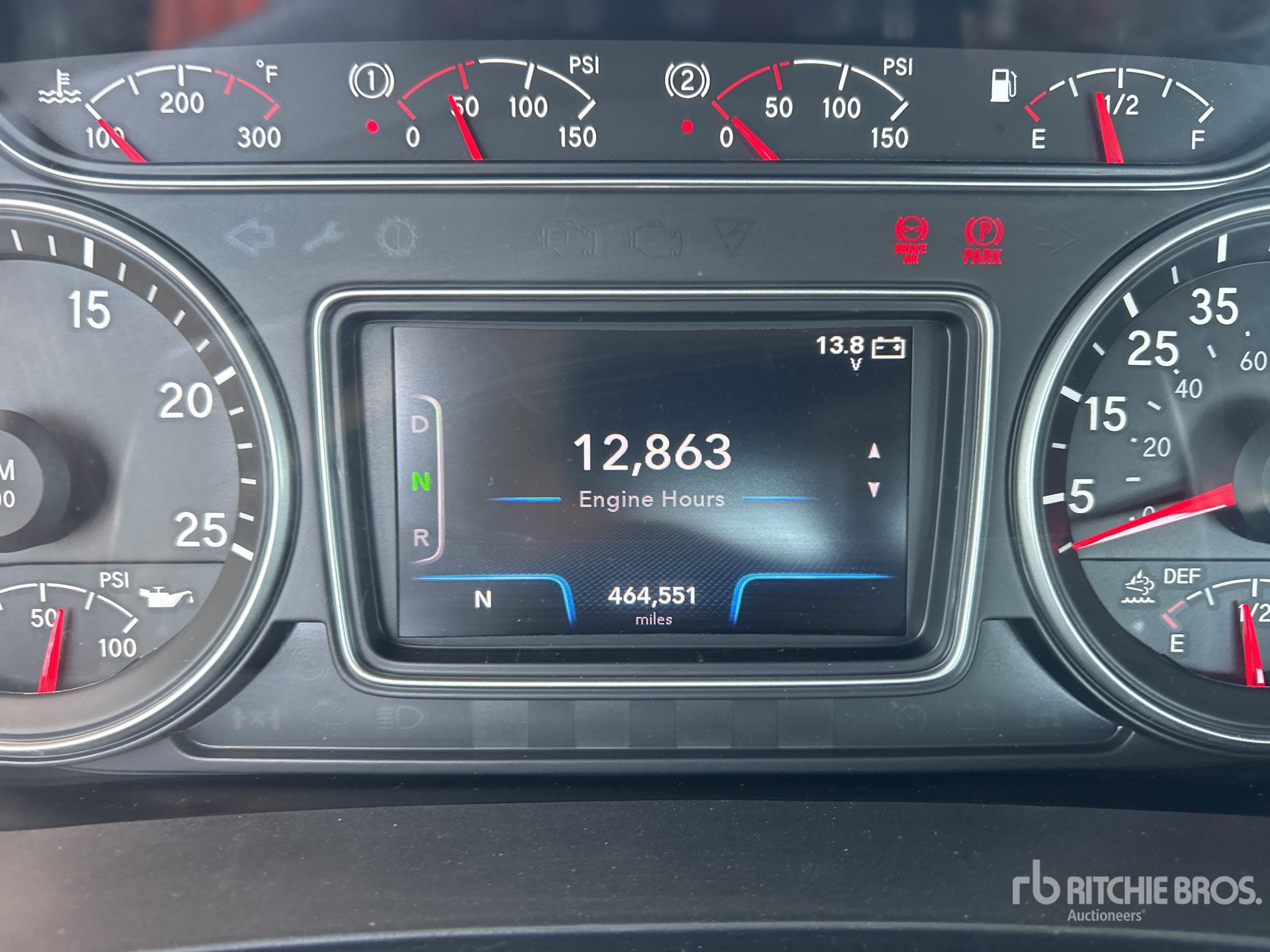 2018 International LT625