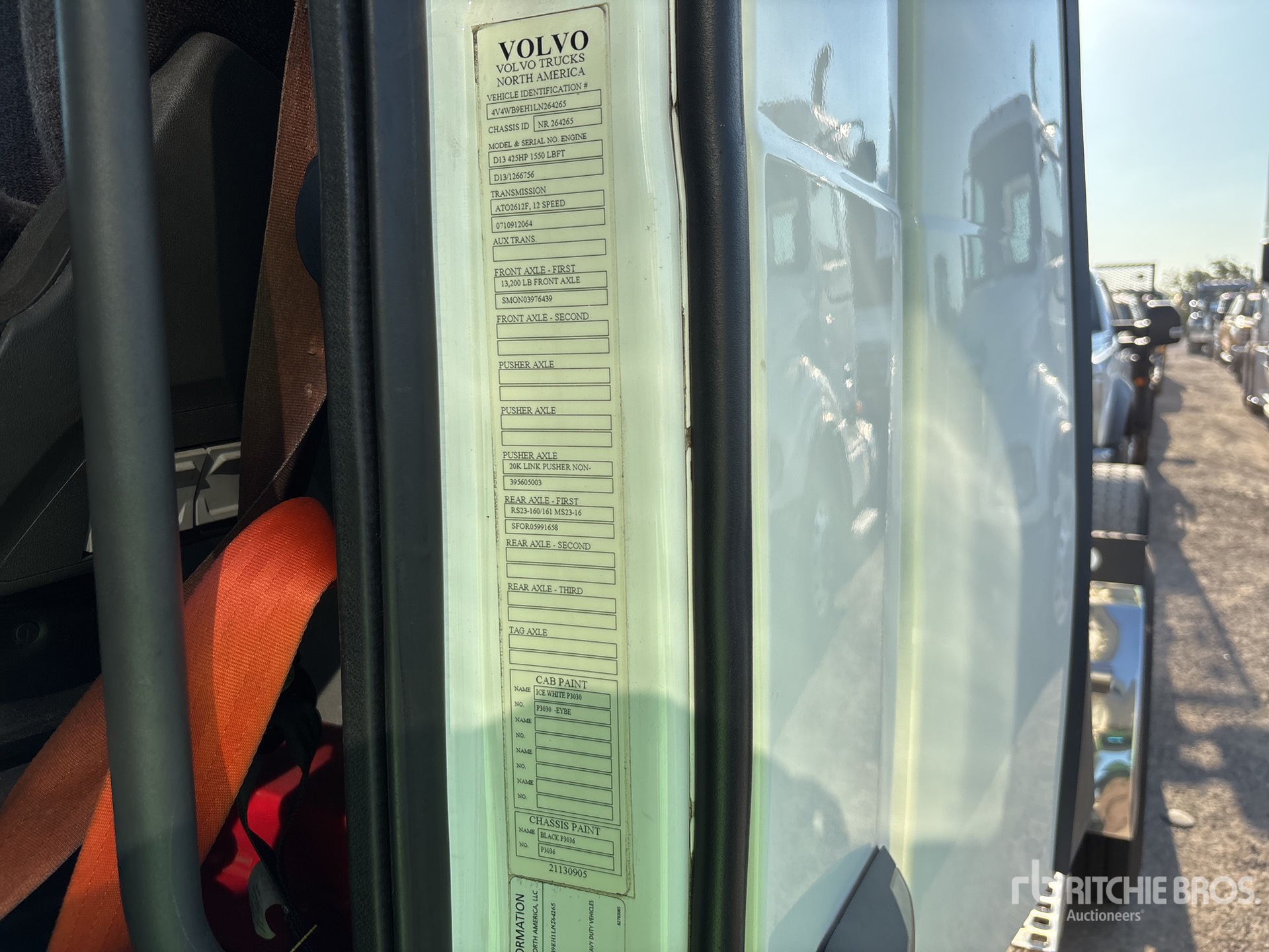 2020 Volvo VNR62300