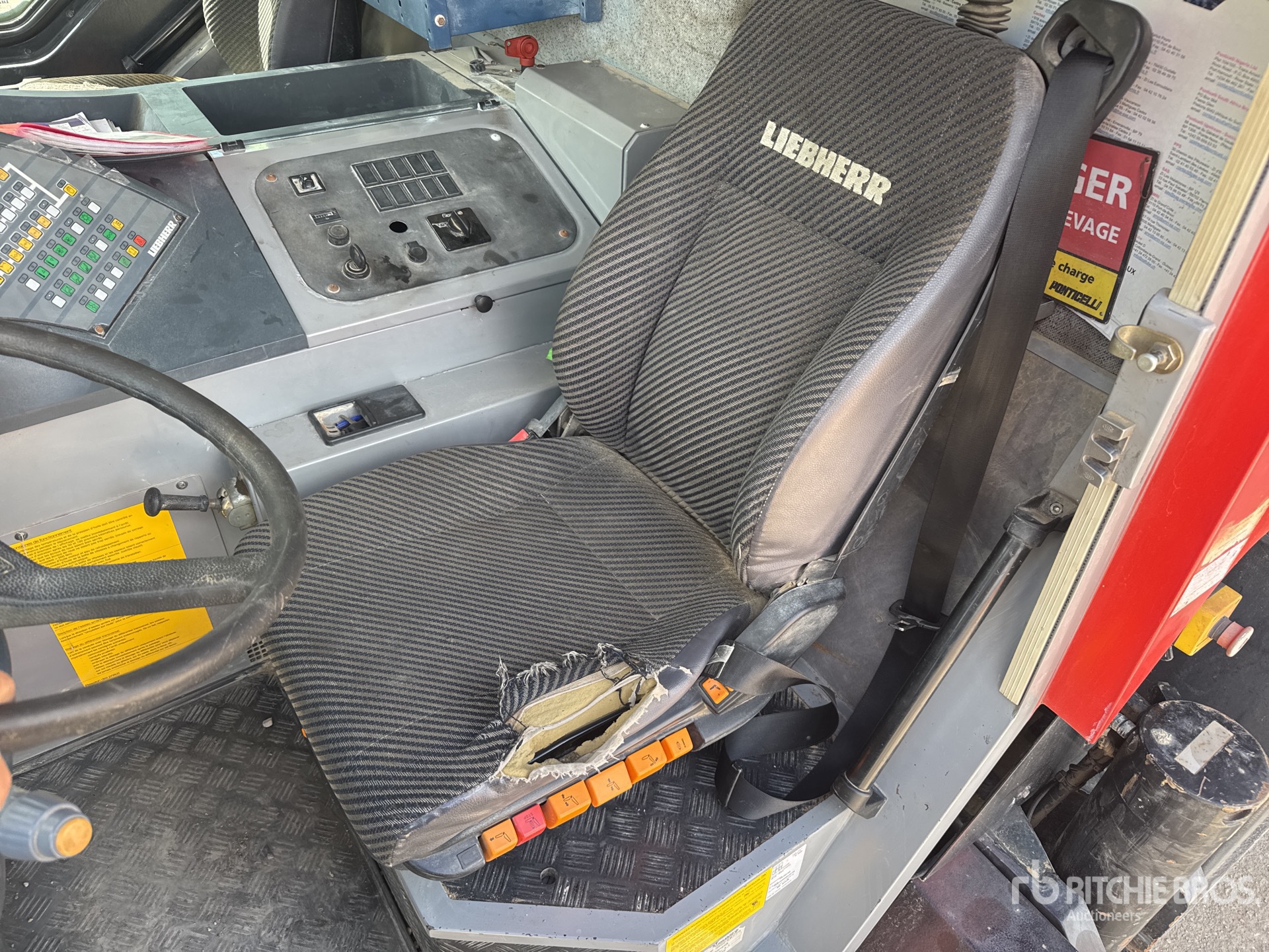 2006 Liebherr LTM 1090-4.1