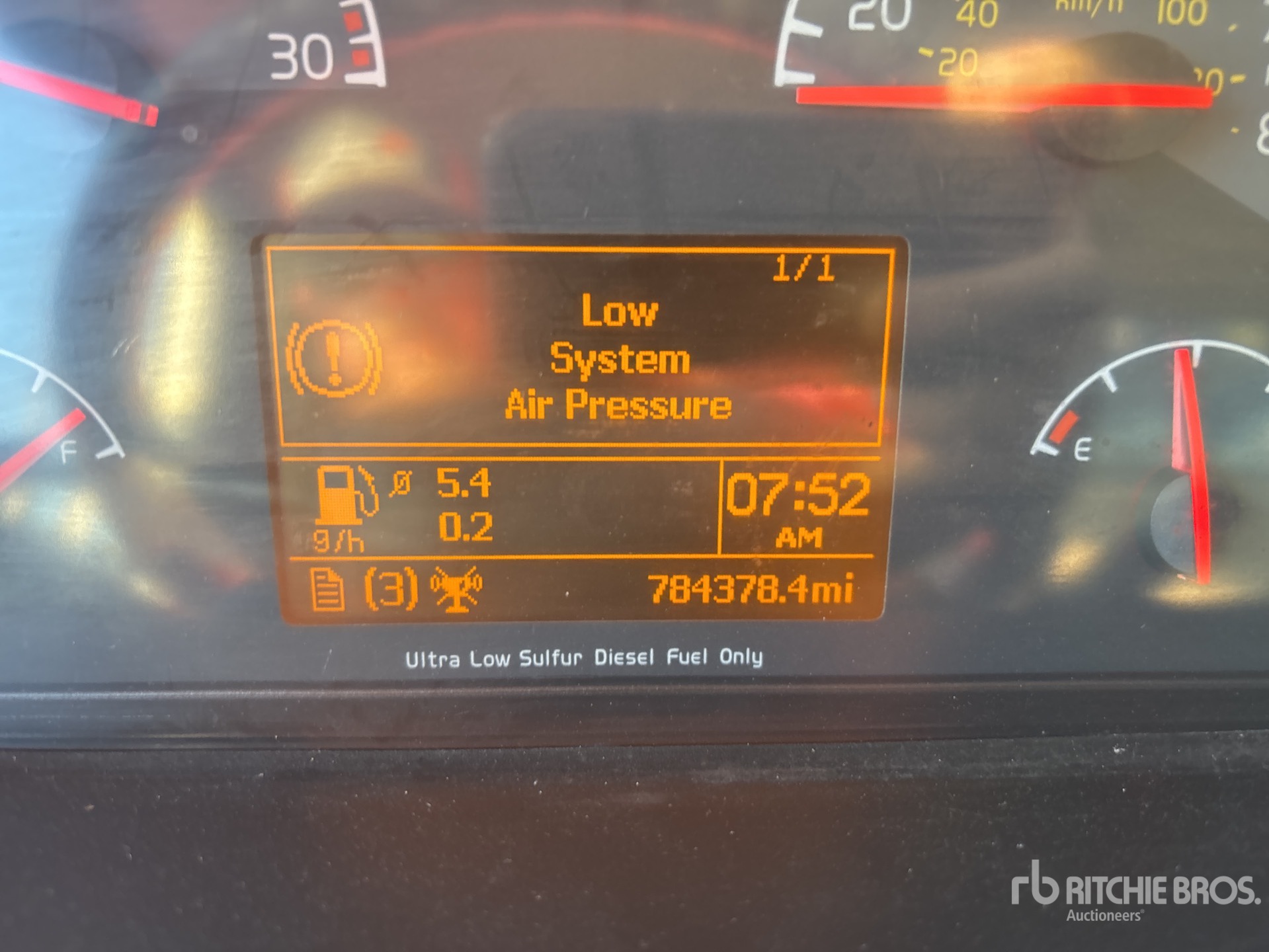2015 Volvo VAH