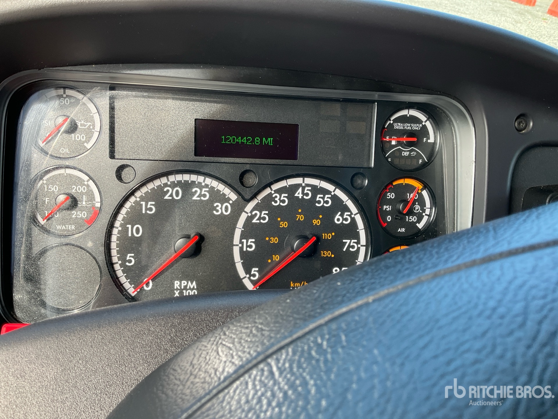 2020 Freightliner M2 106