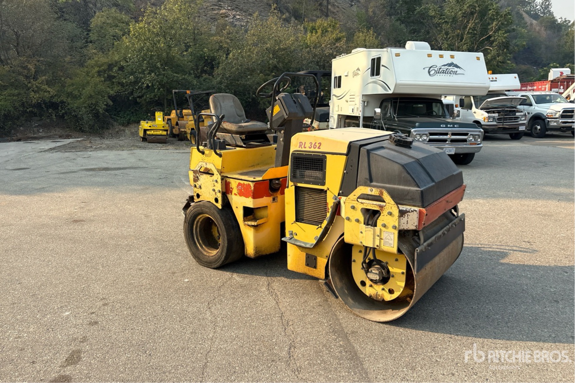 2002 Dynapac CC122C