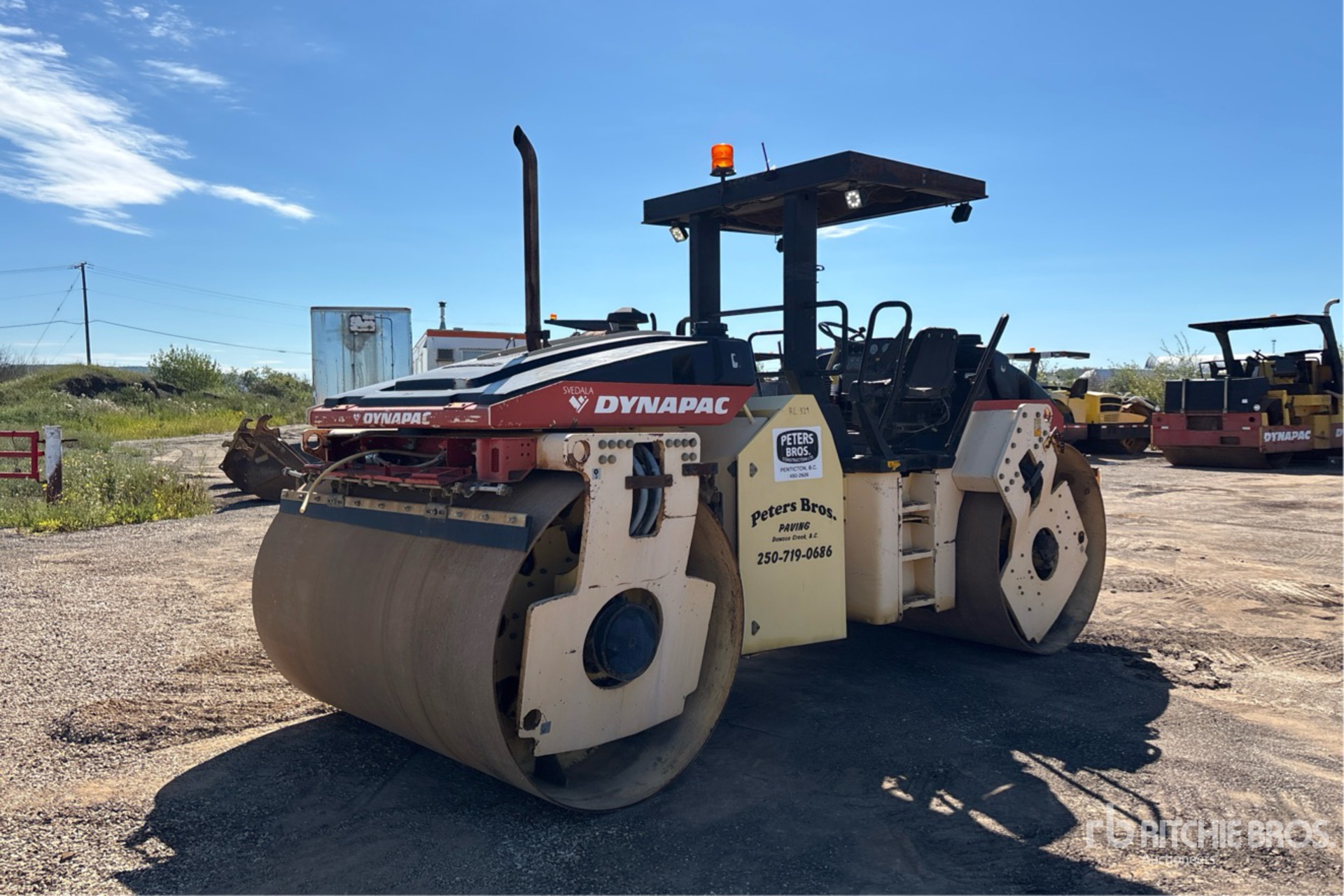 2001 Dynapac CC622