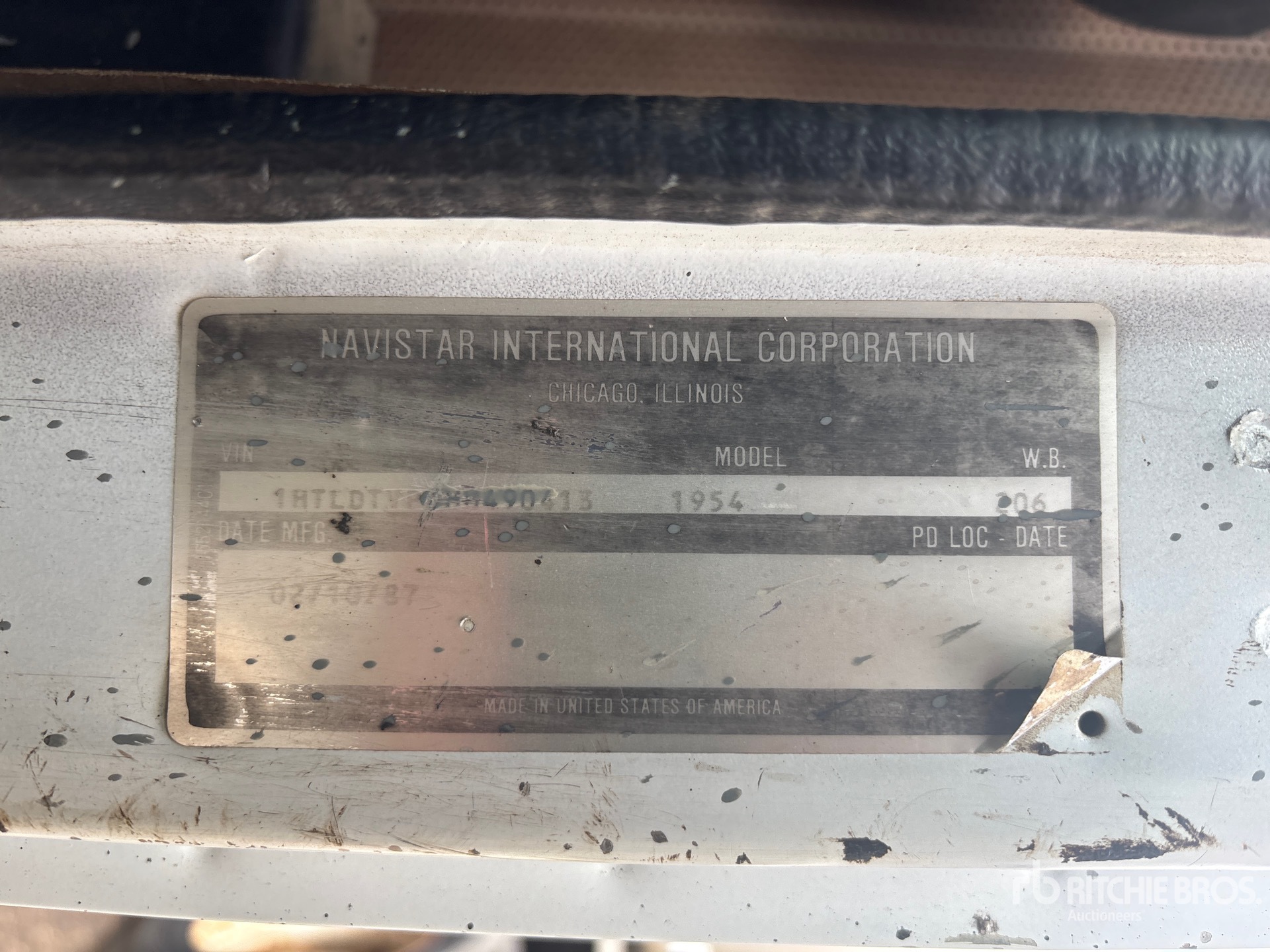 1987 International 1954