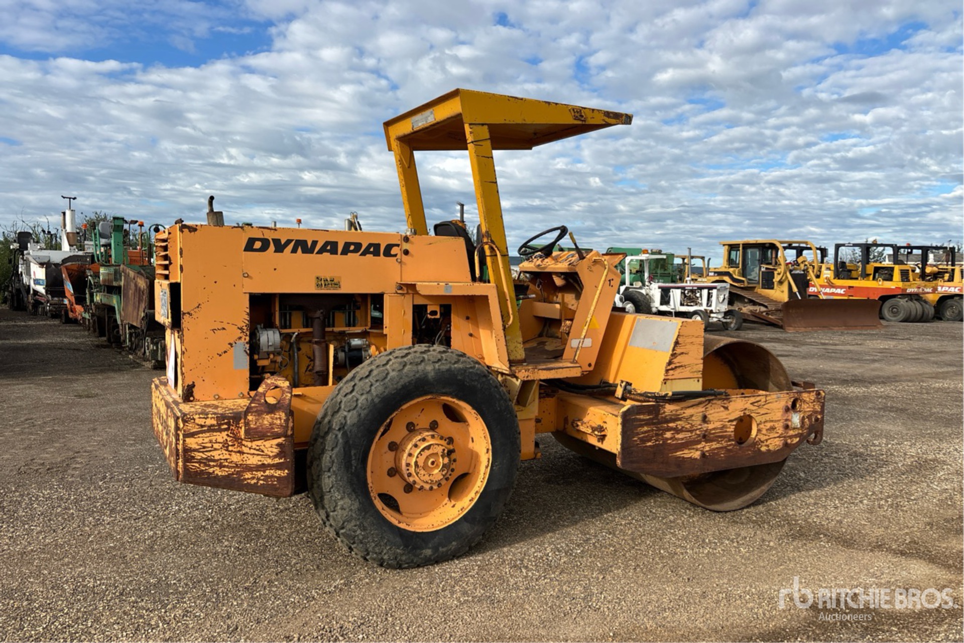 Dynapac CA15D