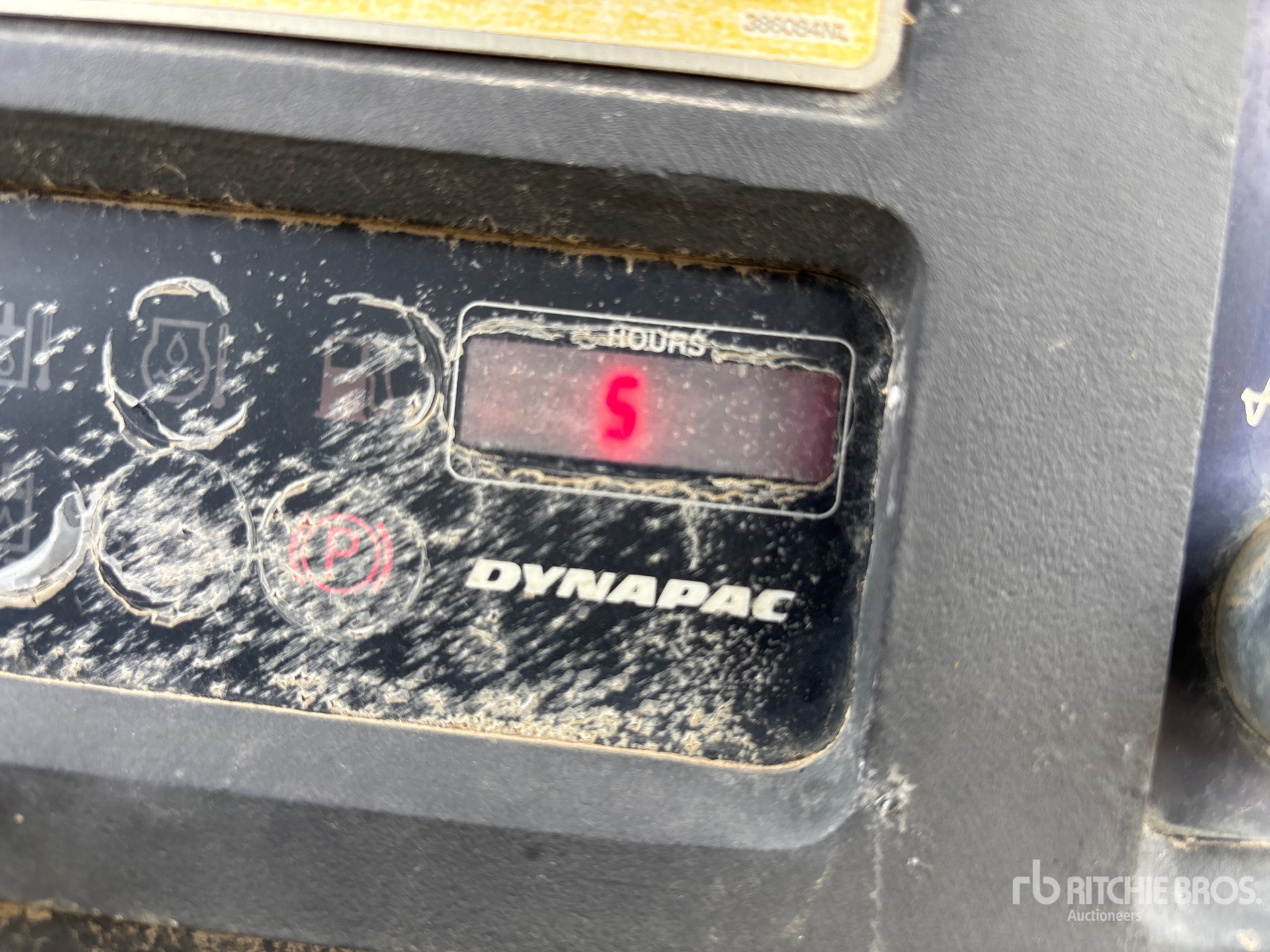 2004 Dynapac CA152