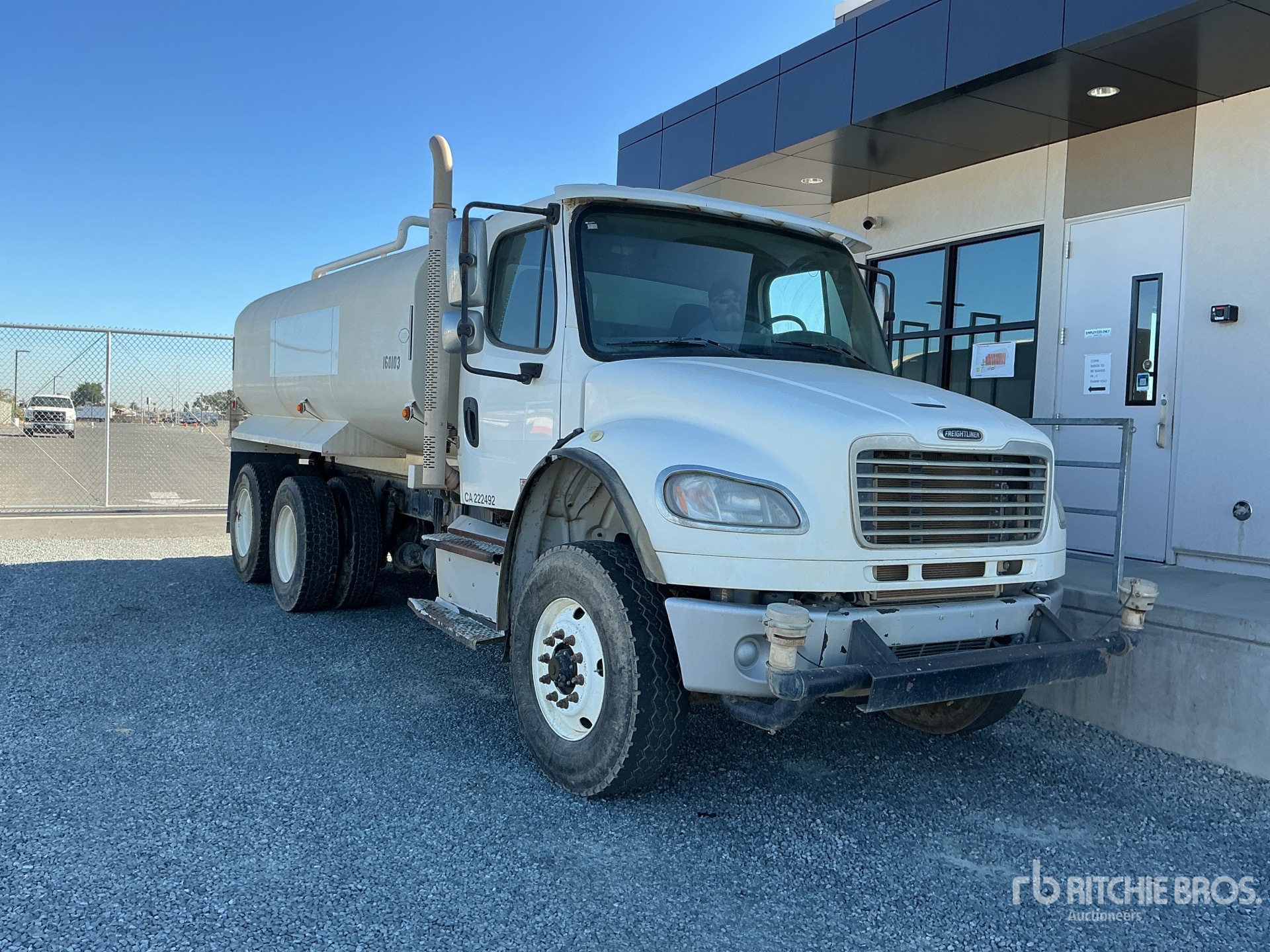 2017 Freightliner M2 106