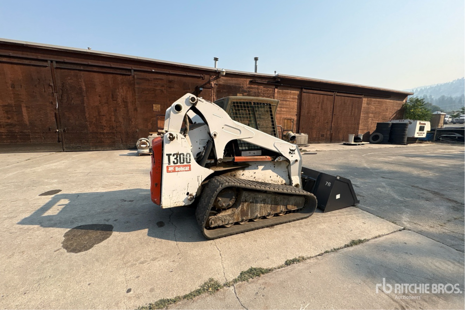 2007 Bobcat T300