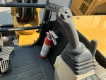 Control Station with Auxiliary Hydraulic Control