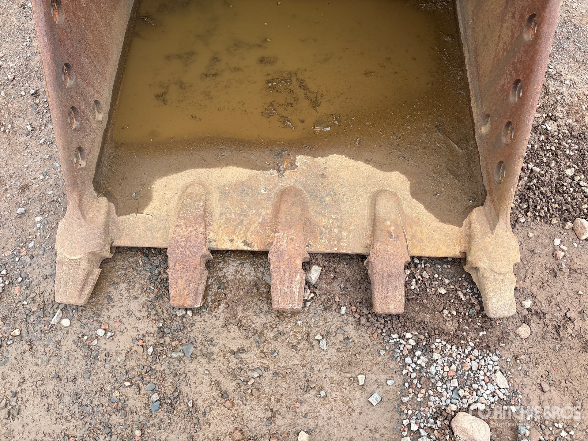 Caterpillar 45 IN Q/C DIGGING