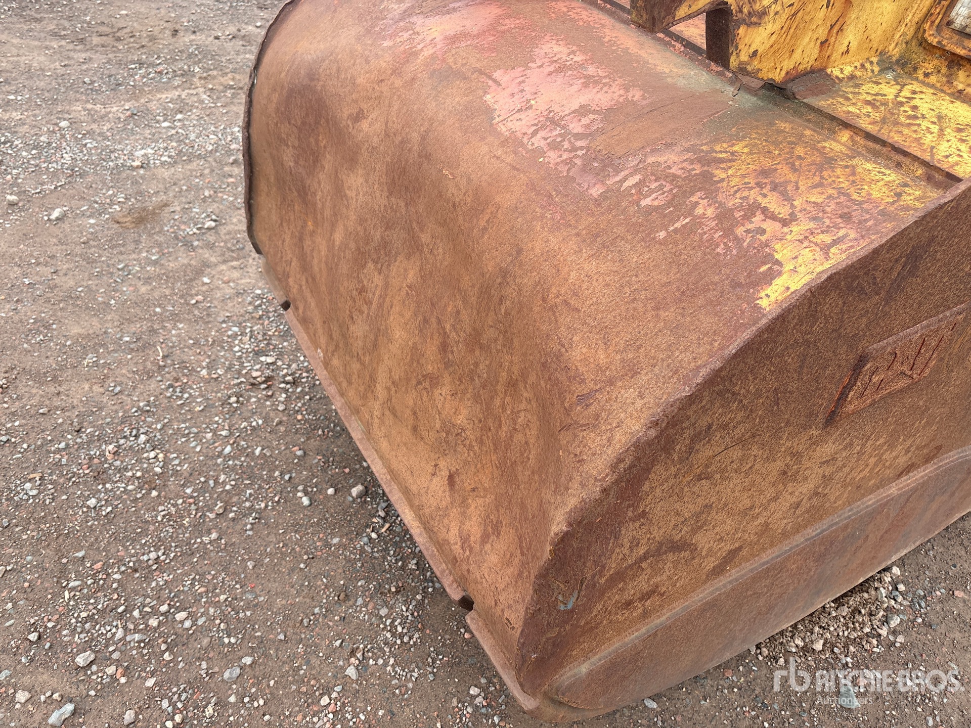 Caterpillar 45 IN Q/C DIGGING