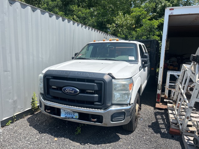 2012 Ford F350 XL 4x2 Crew Cab Service Truck (Inoperable)