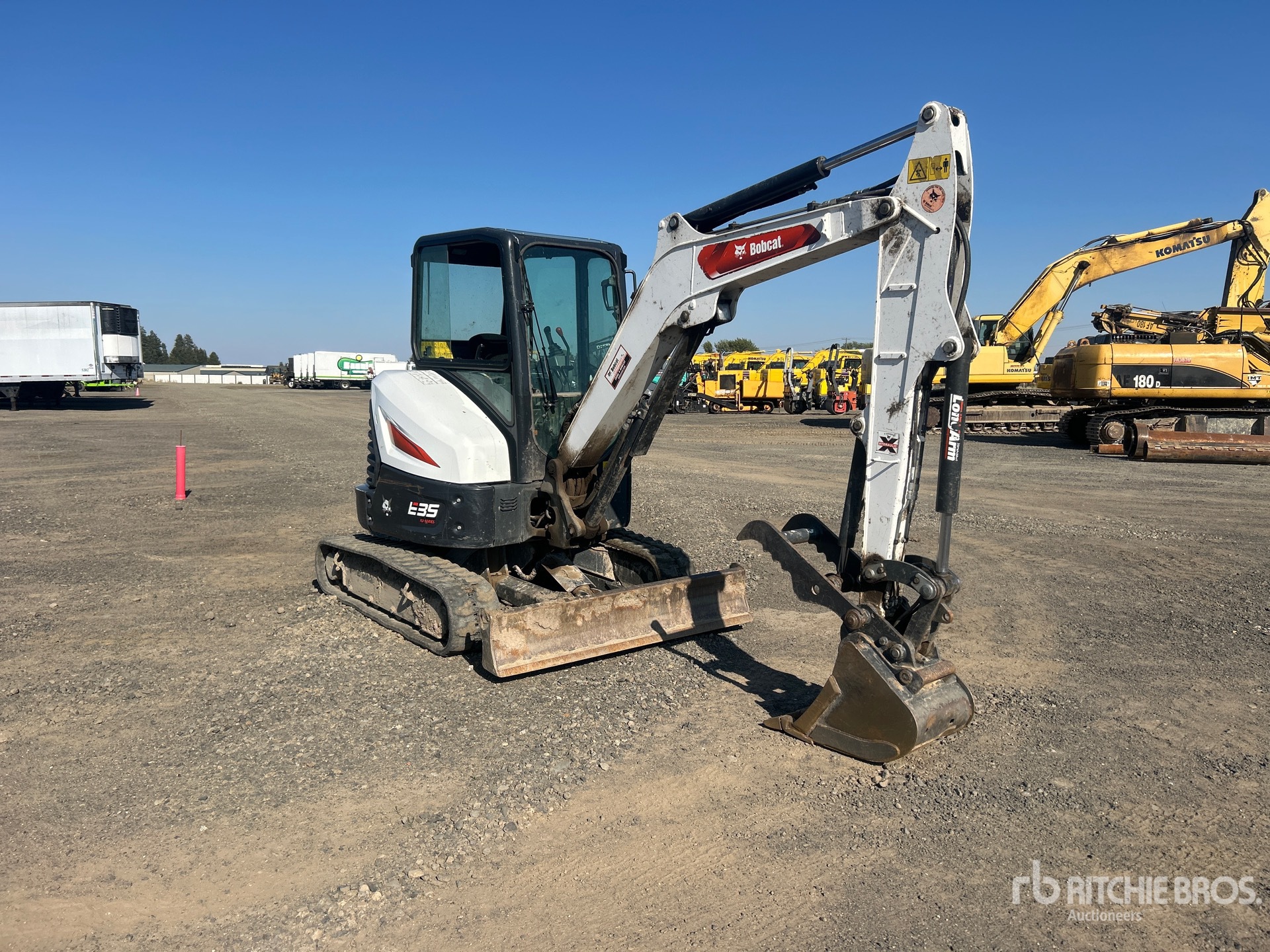 2022 Bobcat E35