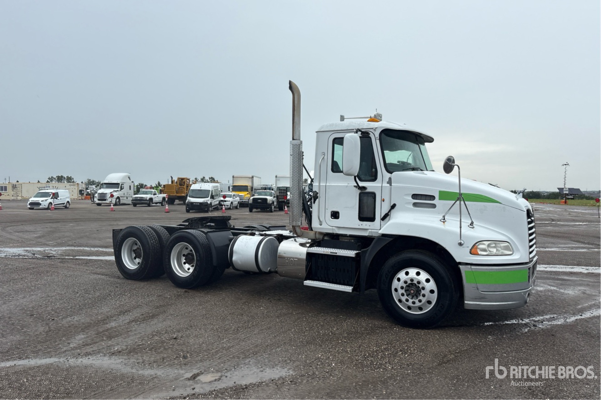 2011 Mack CXU613