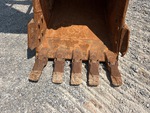 Specialty with Cutting Edge / Teeth / Adapters