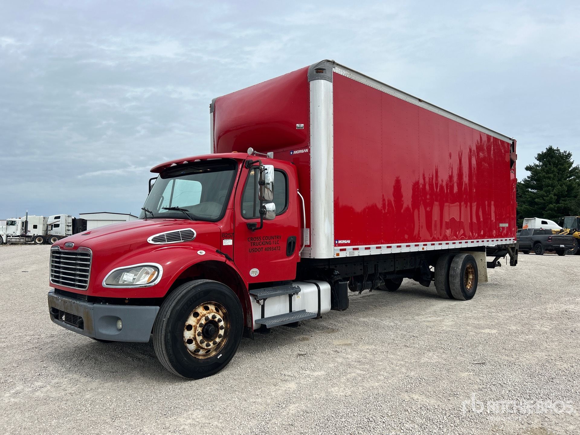 Photo of 2018 Freightliner M2106