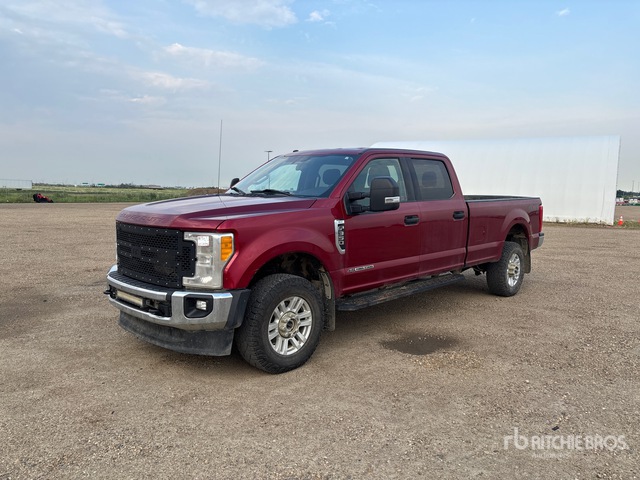2018 Ford F-350 Xlt 4x4 Crew Cab Pickup
